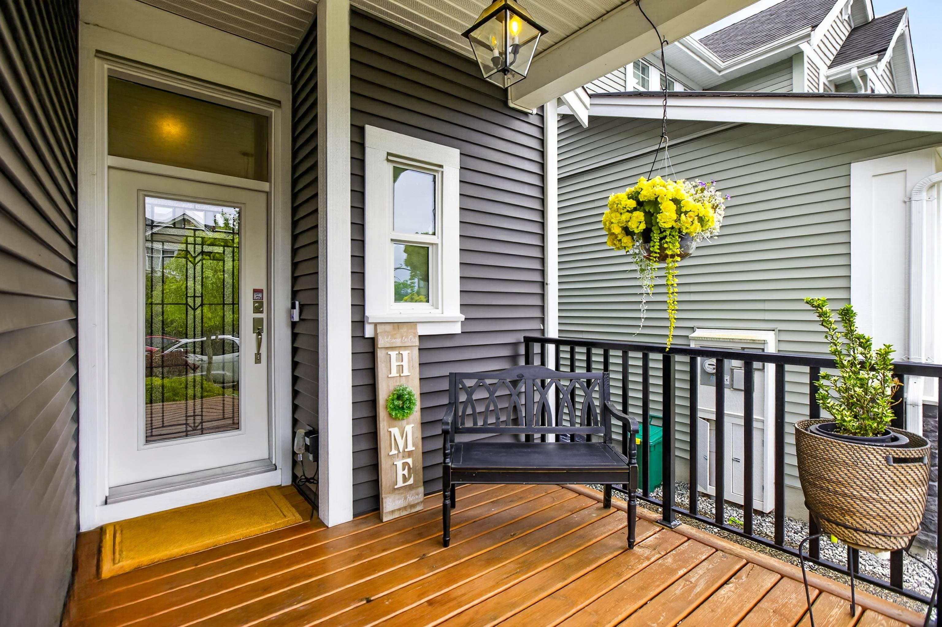 10468 Robertson Street, Maple Ridge, V2W 0H8 — photo 3