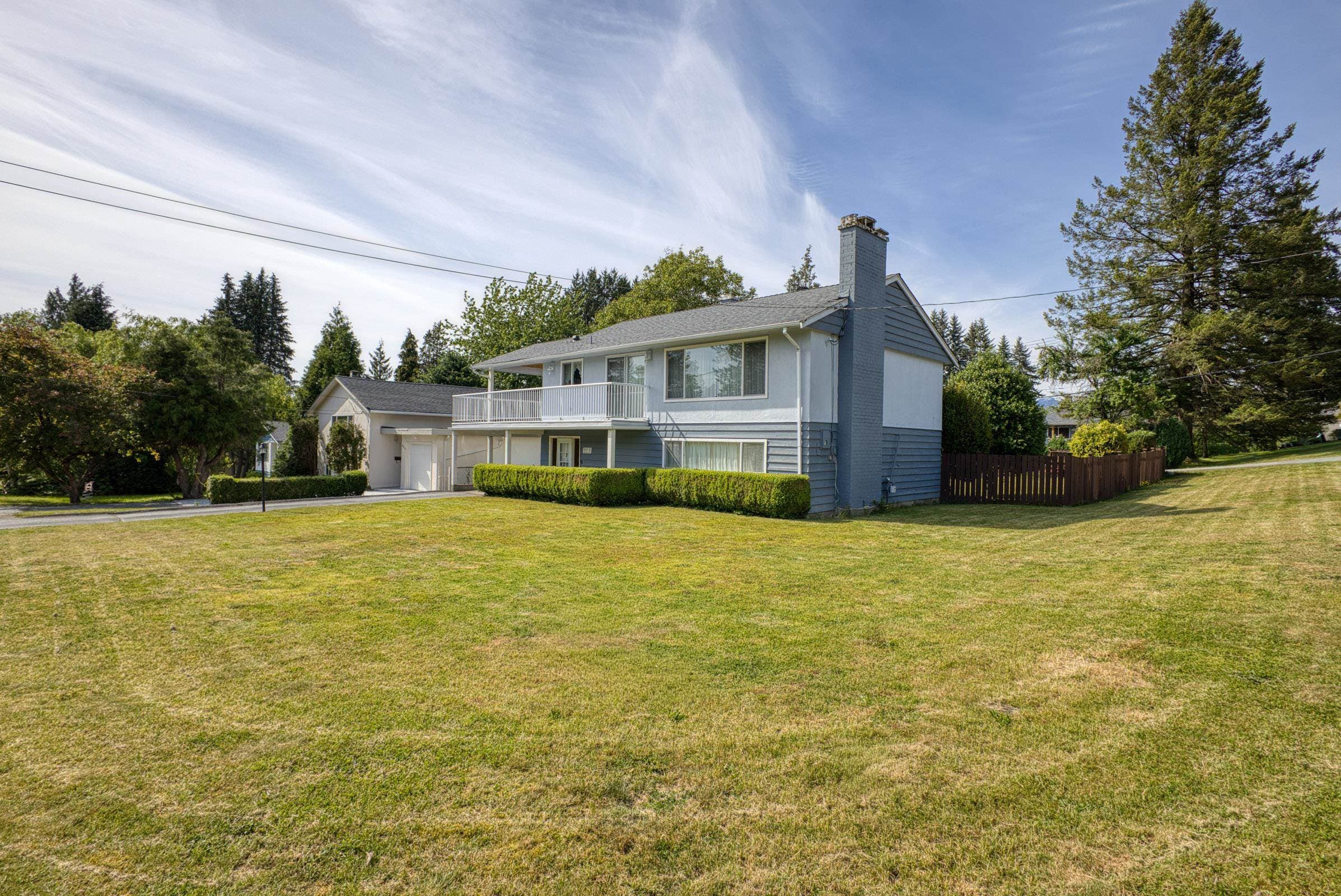 929 Grover Avenue, Coquitlam, V3J 3E4 — photo 3