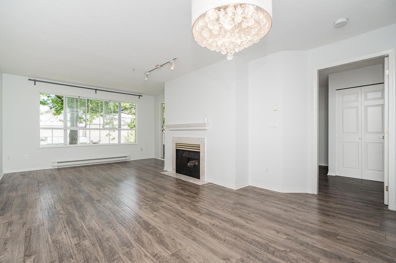 206 - 2990 Princess Crescent, Coquitlam, V3B 7R3 — photo 1