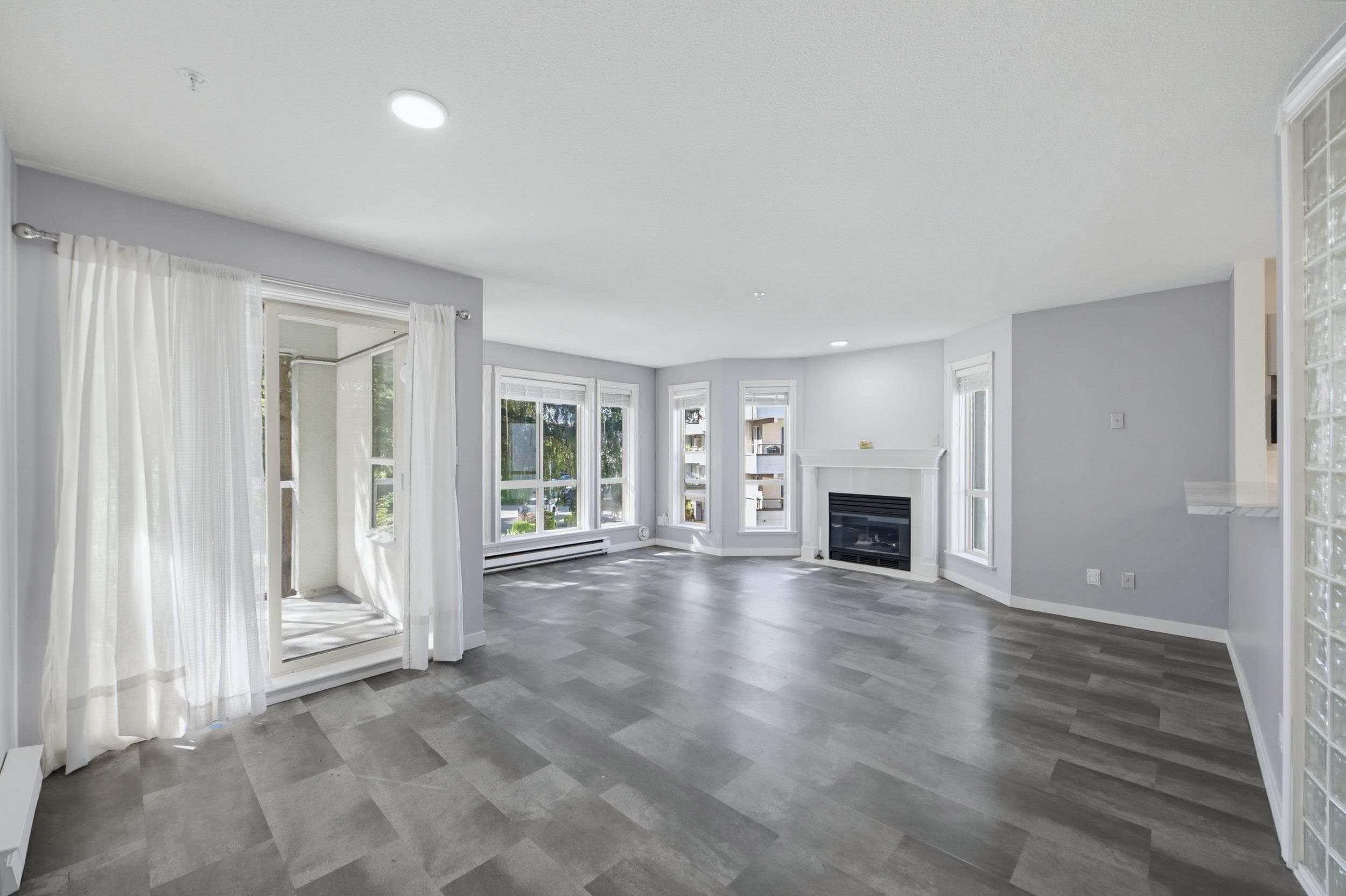 311 - 2575 Ware Street, Abbotsford, V2S 3E2 — photo 4