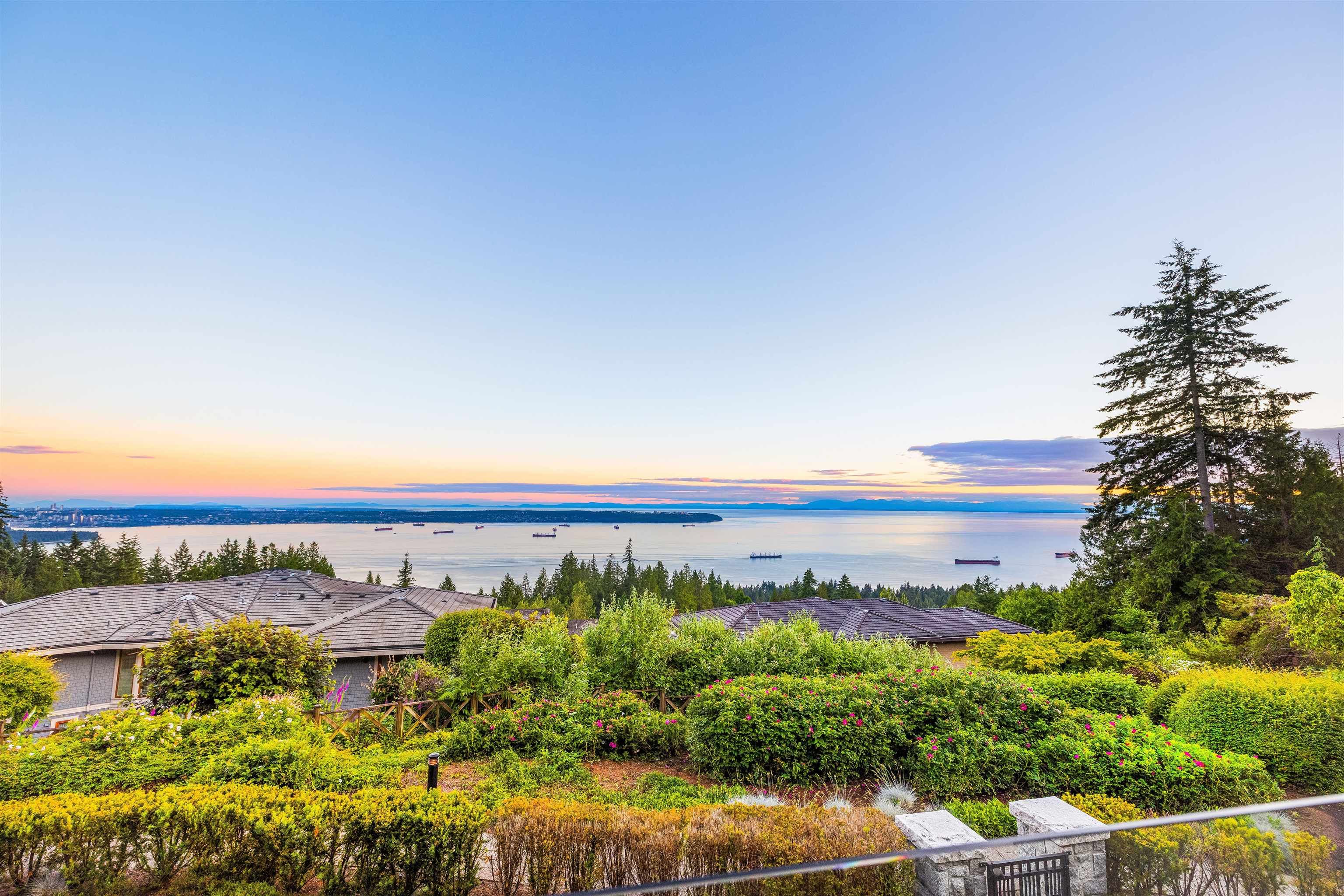 101 - 2535 Garden Court, West Vancouver, V7S 0A1 — photo 3