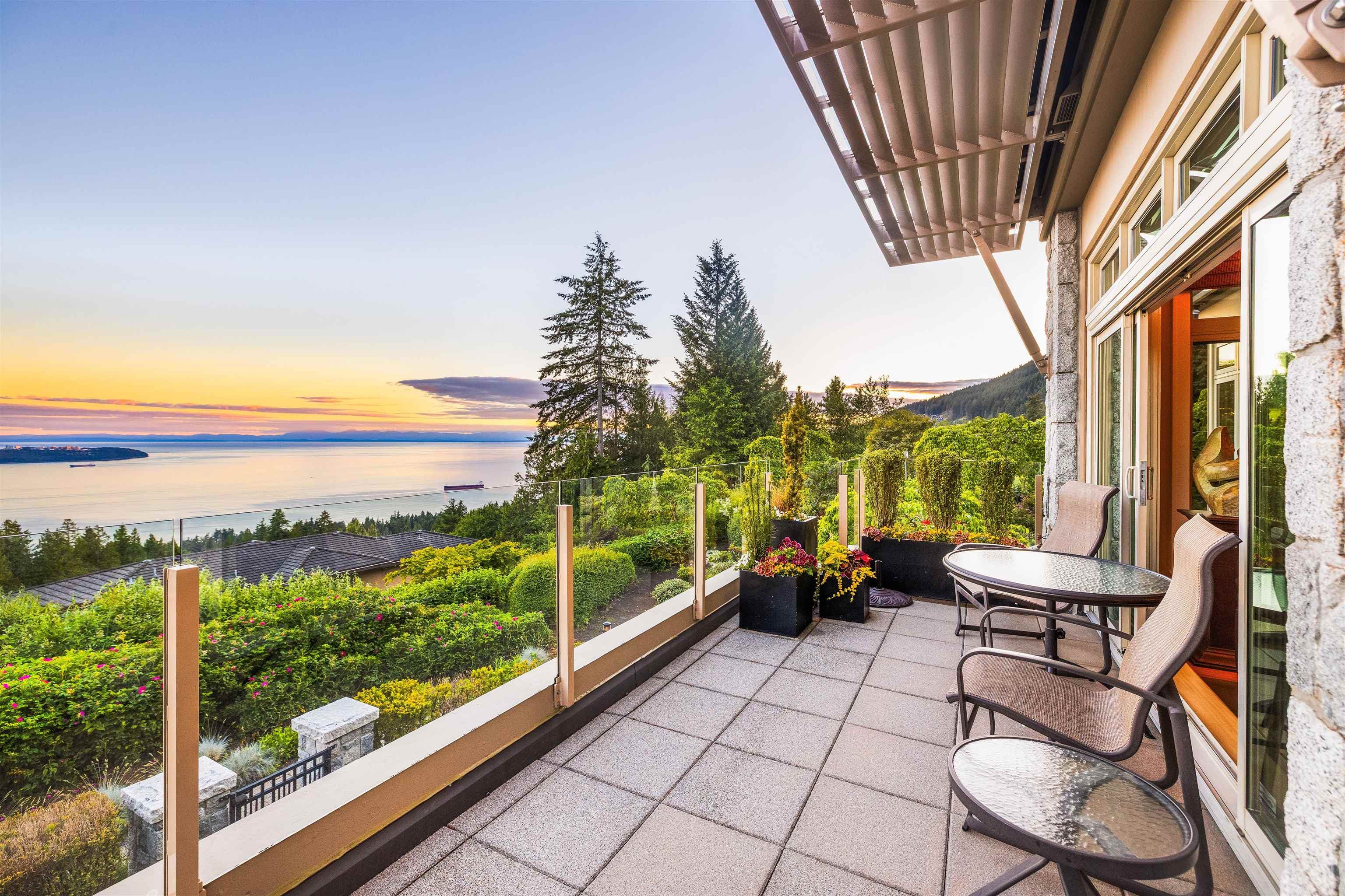 101 - 2535 Garden Court, West Vancouver, V7S 0A1 — photo 1