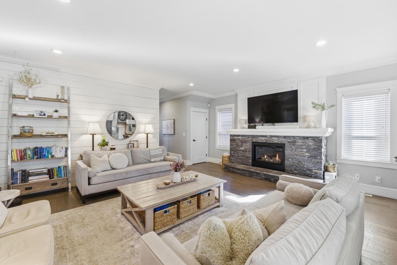 17330 2nd Avenue, Surrey, V3Z 9P9 — photo 5