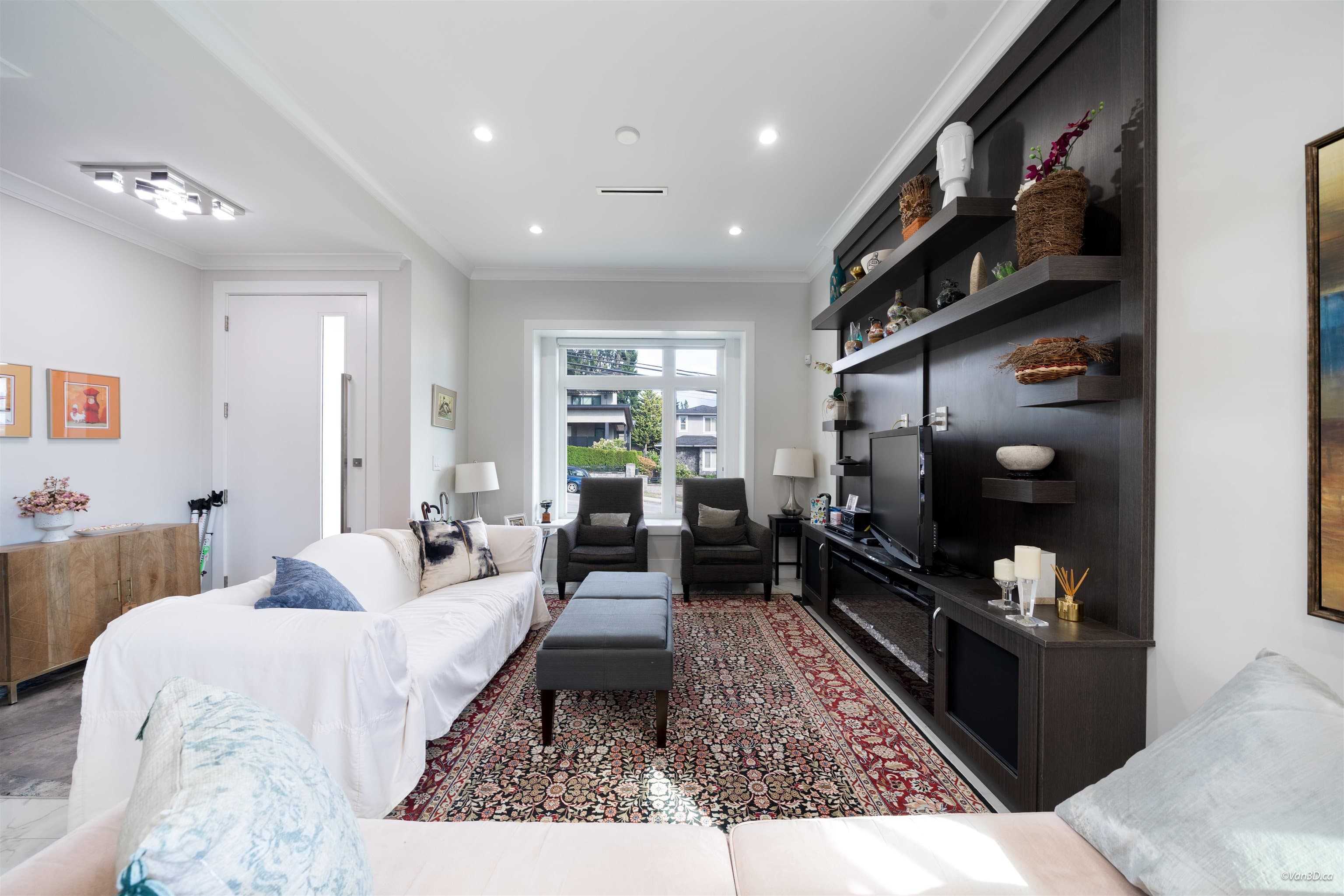 8227 Royal Oak Avenue, Burnaby, V5J 4L1 — photo 5