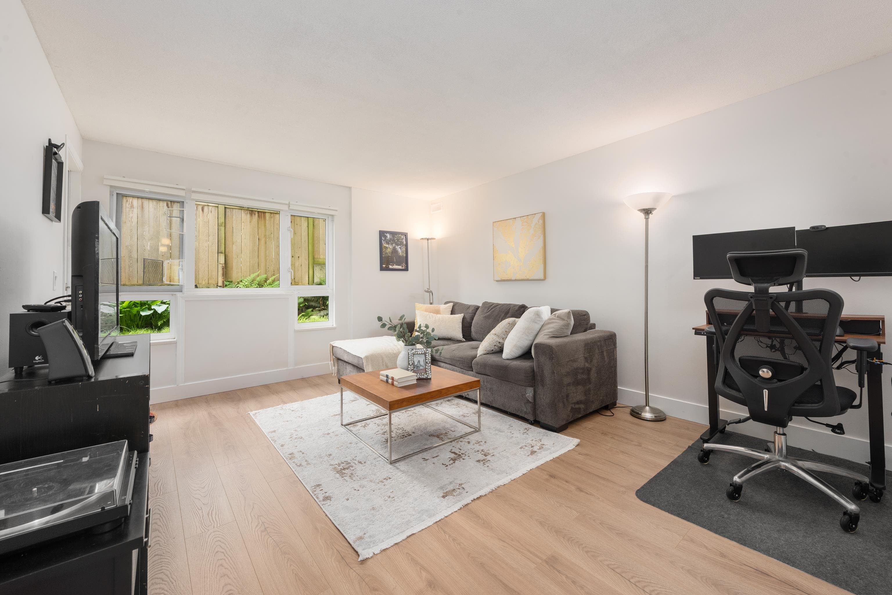 104 - 1330 Graveley Street, Vancouver, V5L 3A2 — photo 4