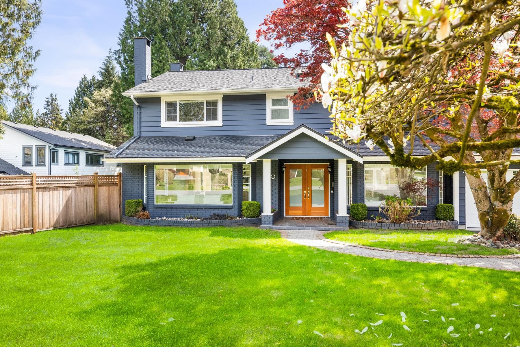 510 Newdale Place, West Vancouver, V7T 1W5 — photo 1