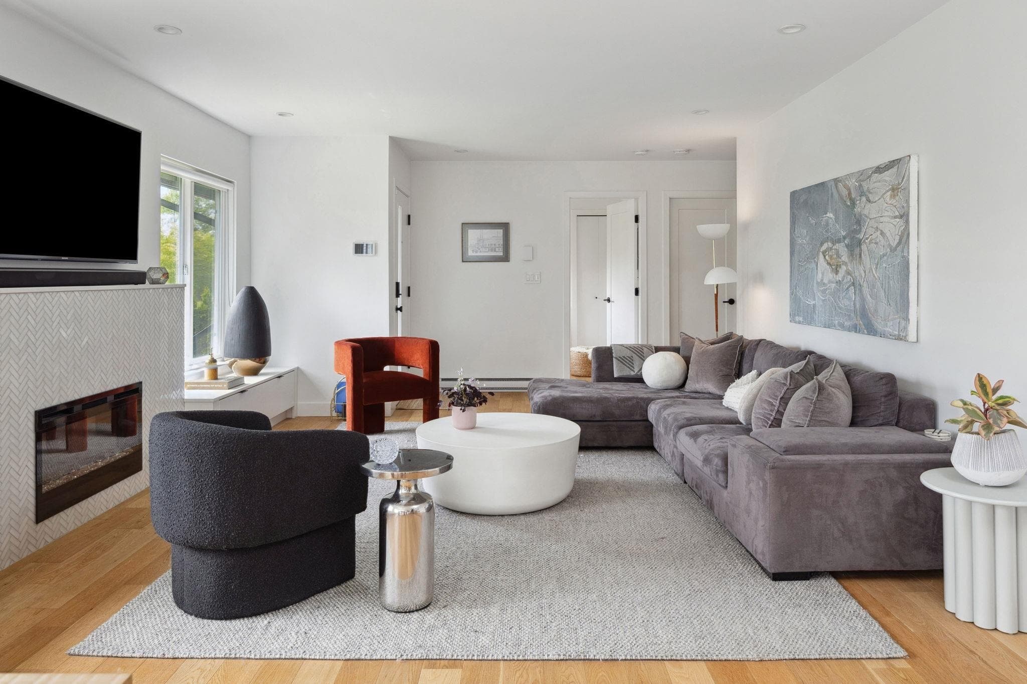 8647 10th Avenue, Burnaby, V3N 2S9 — photo 4