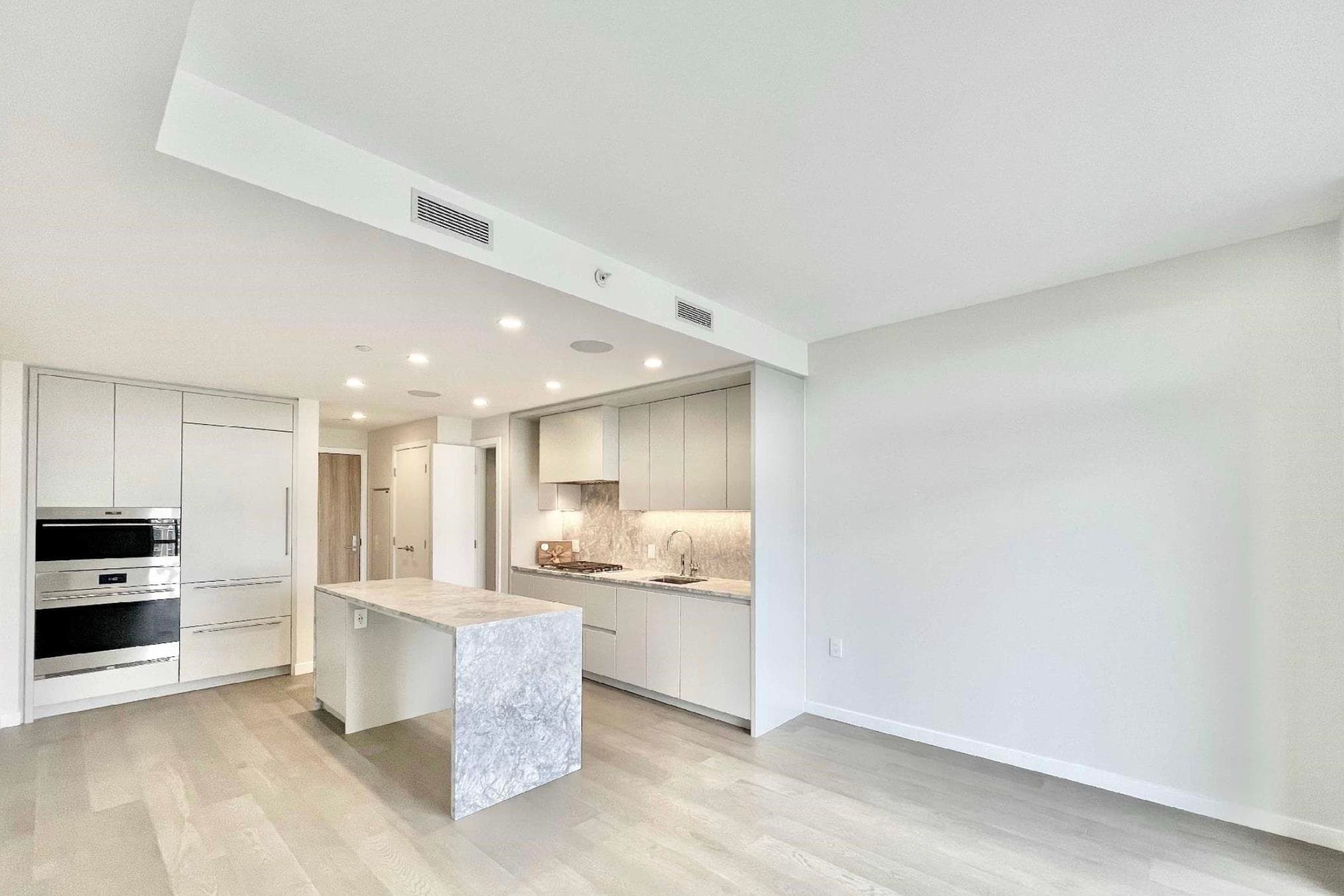 1402 - 7433 Cambie Street, Vancouver, V6P 0J8 — photo 4