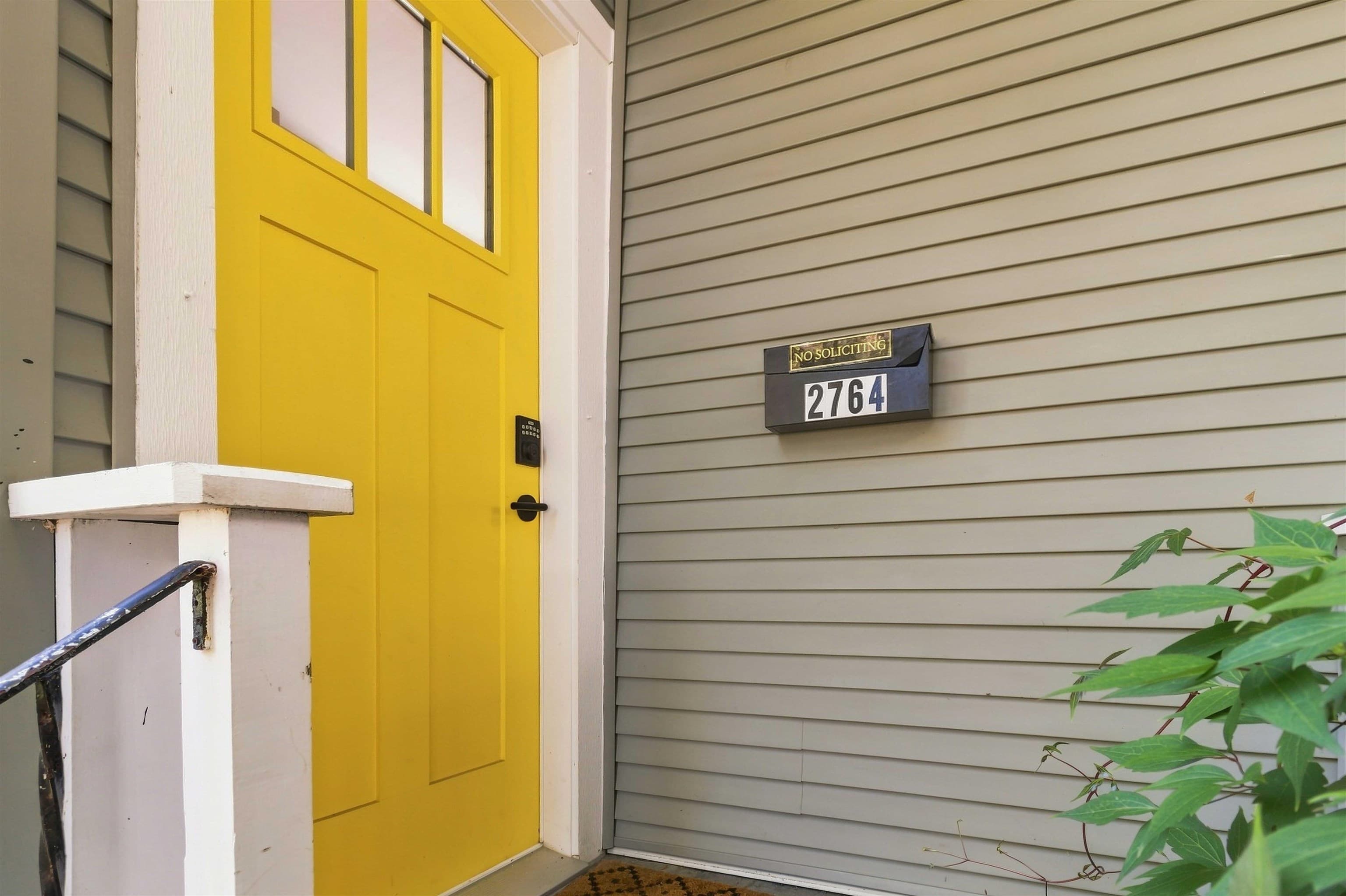 2764 Dundas Street, Vancouver, V5K 1R2 — photo 2