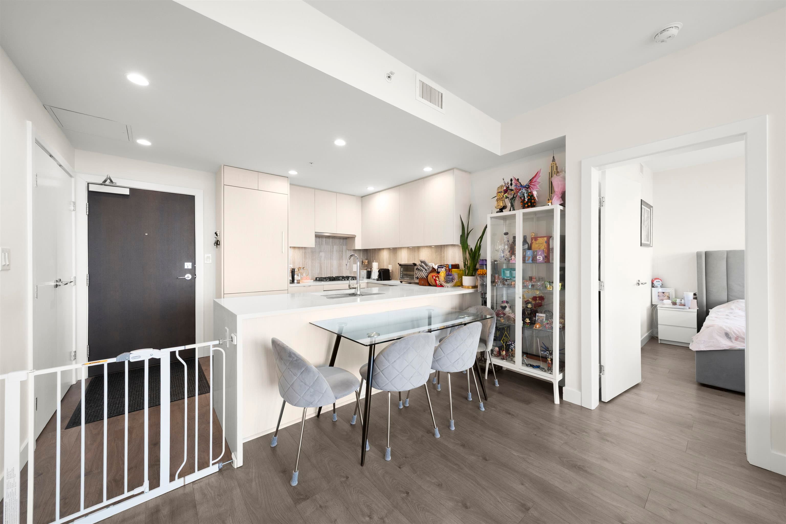1103 - 5051 Imperial Street, Burnaby, V5J 0J3 — photo 5