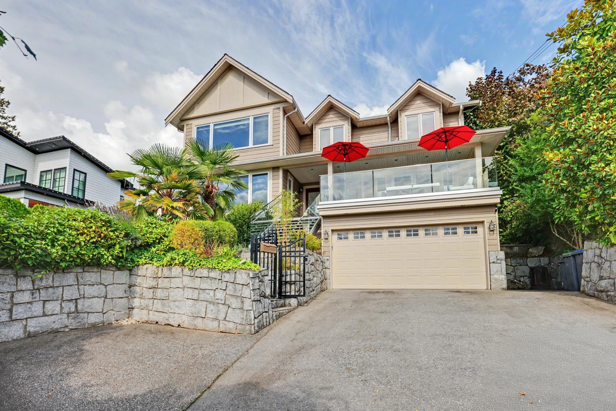 1123 Ioco Road, Port Moody, V3H 2W9 — photo 1