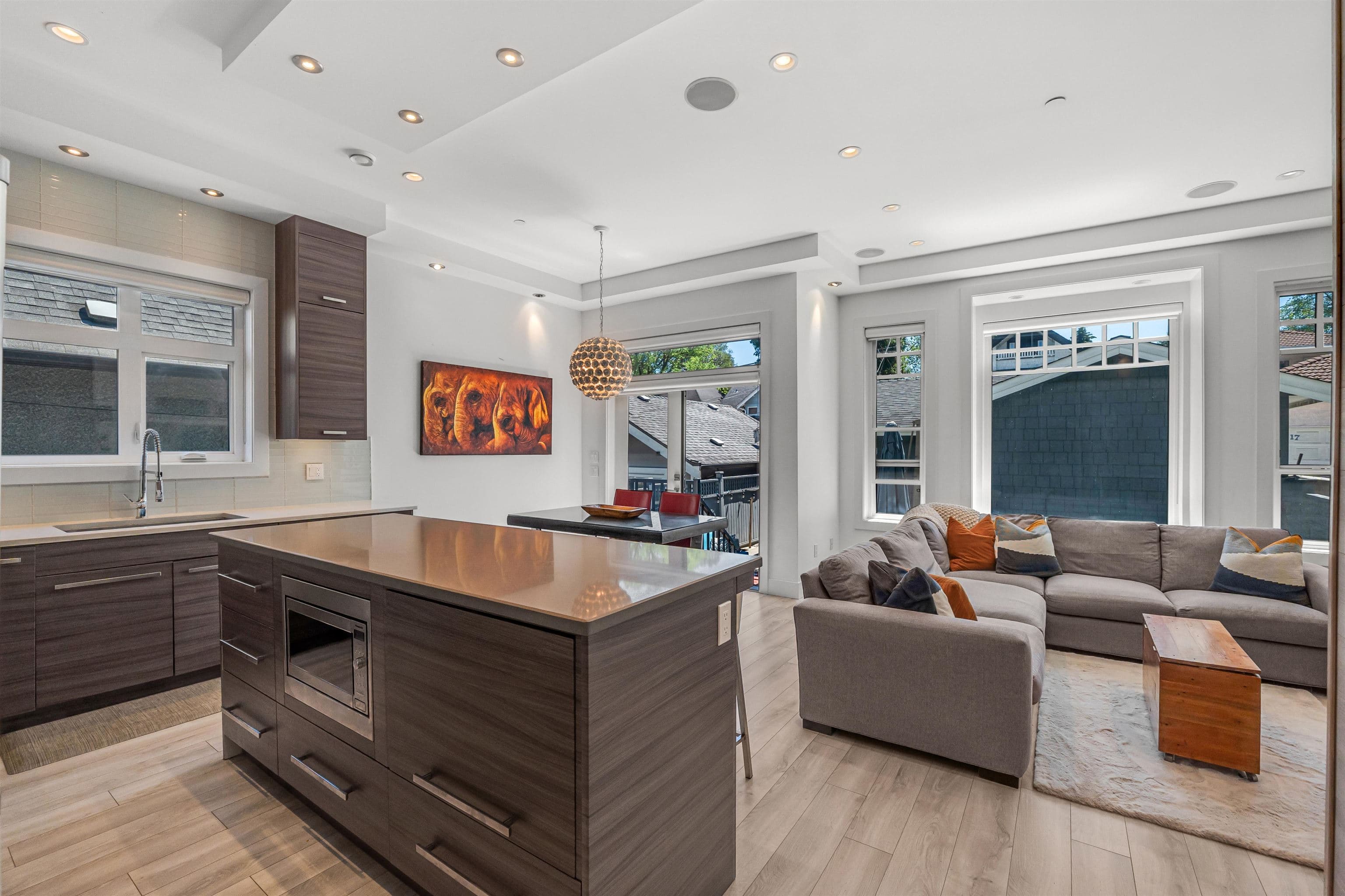 730 E 11th Avenue, Vancouver, V5T 2E5 — photo 5