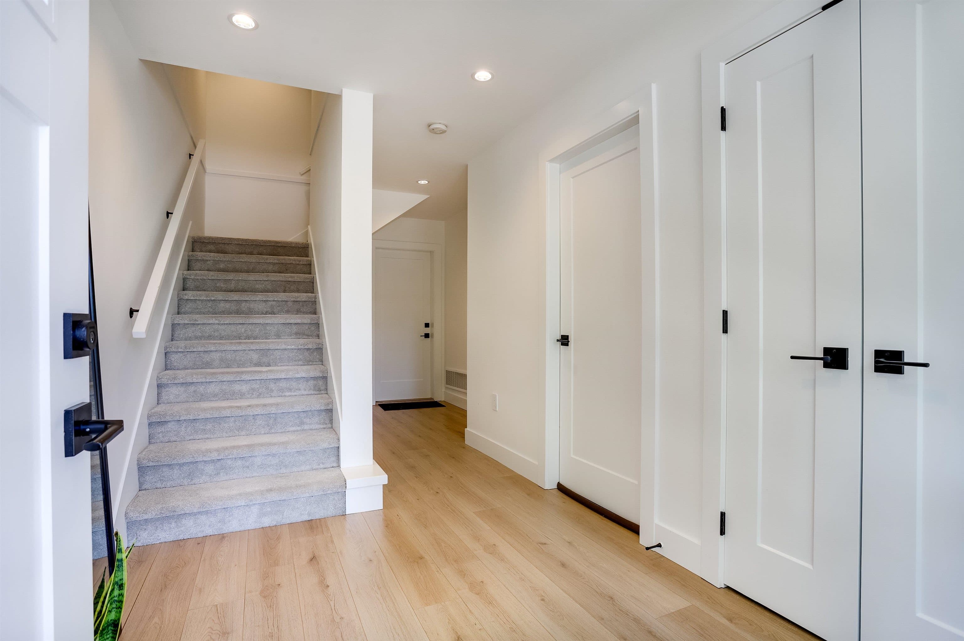 26 - 15030 28 Avenue, Surrey, V4P 0H3 — photo 2