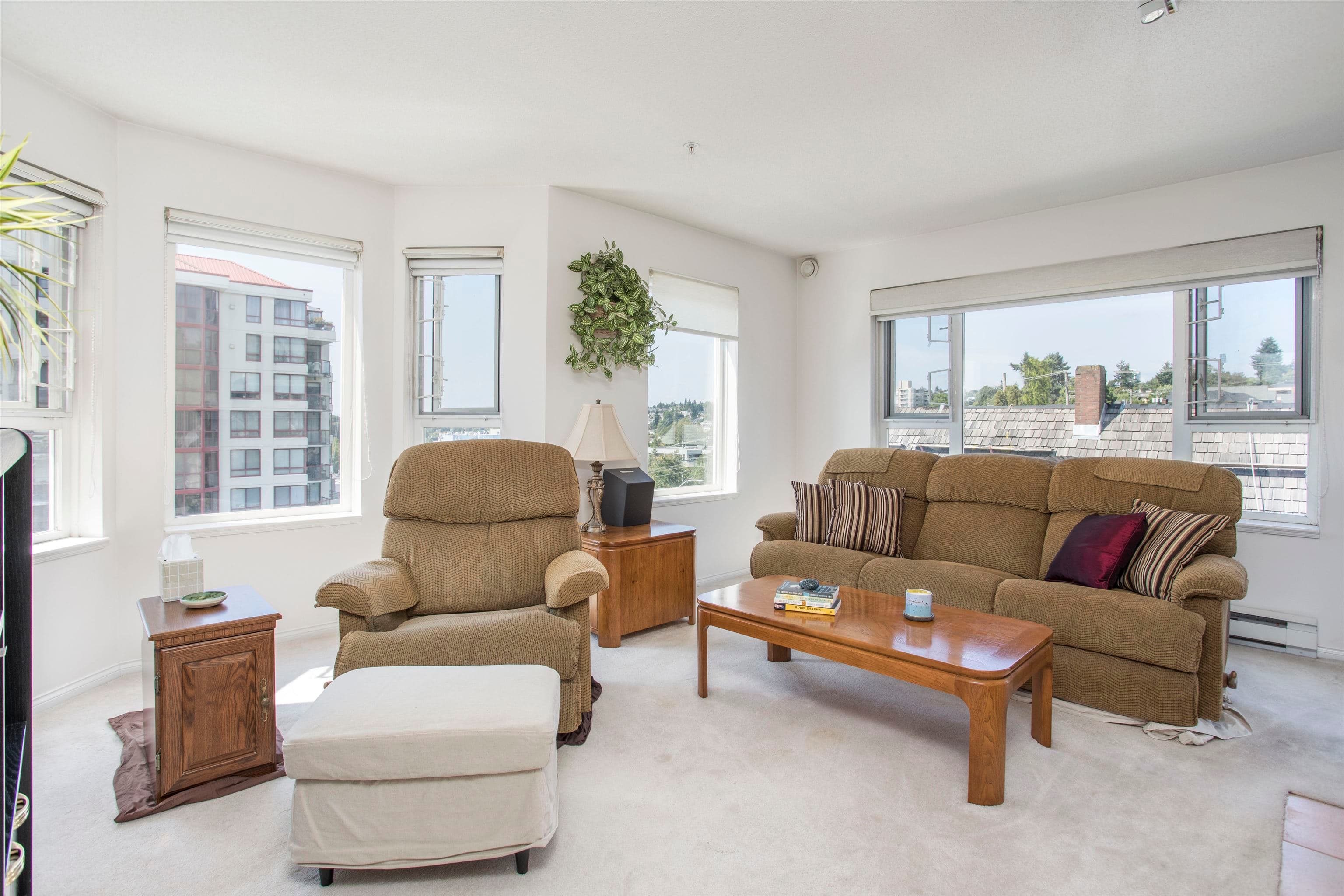 606 - 221 Eleventh Street, New Westminster, V3M 4C8 — photo 2