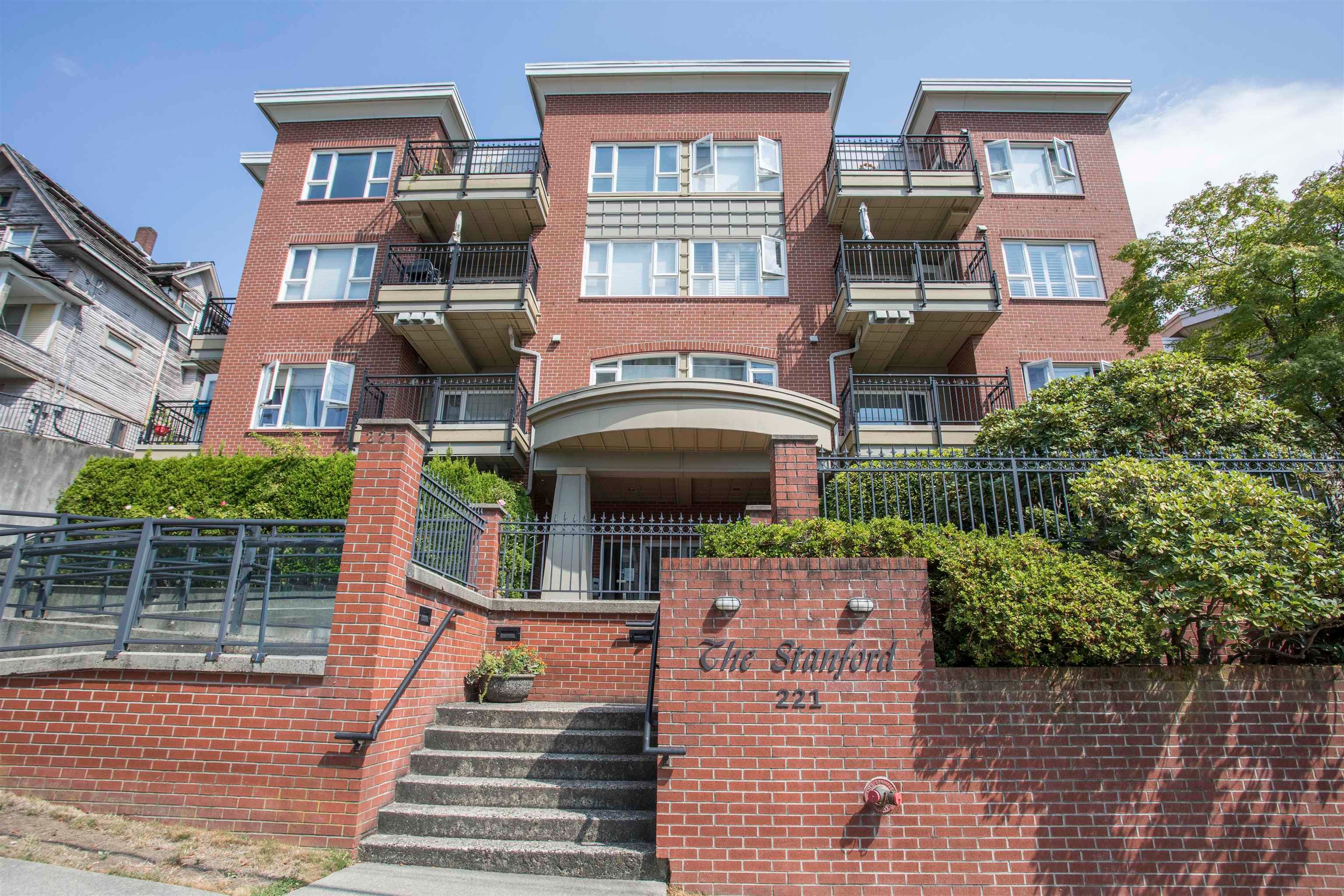 606 - 221 Eleventh Street, New Westminster, V3M 4C8 — photo 1
