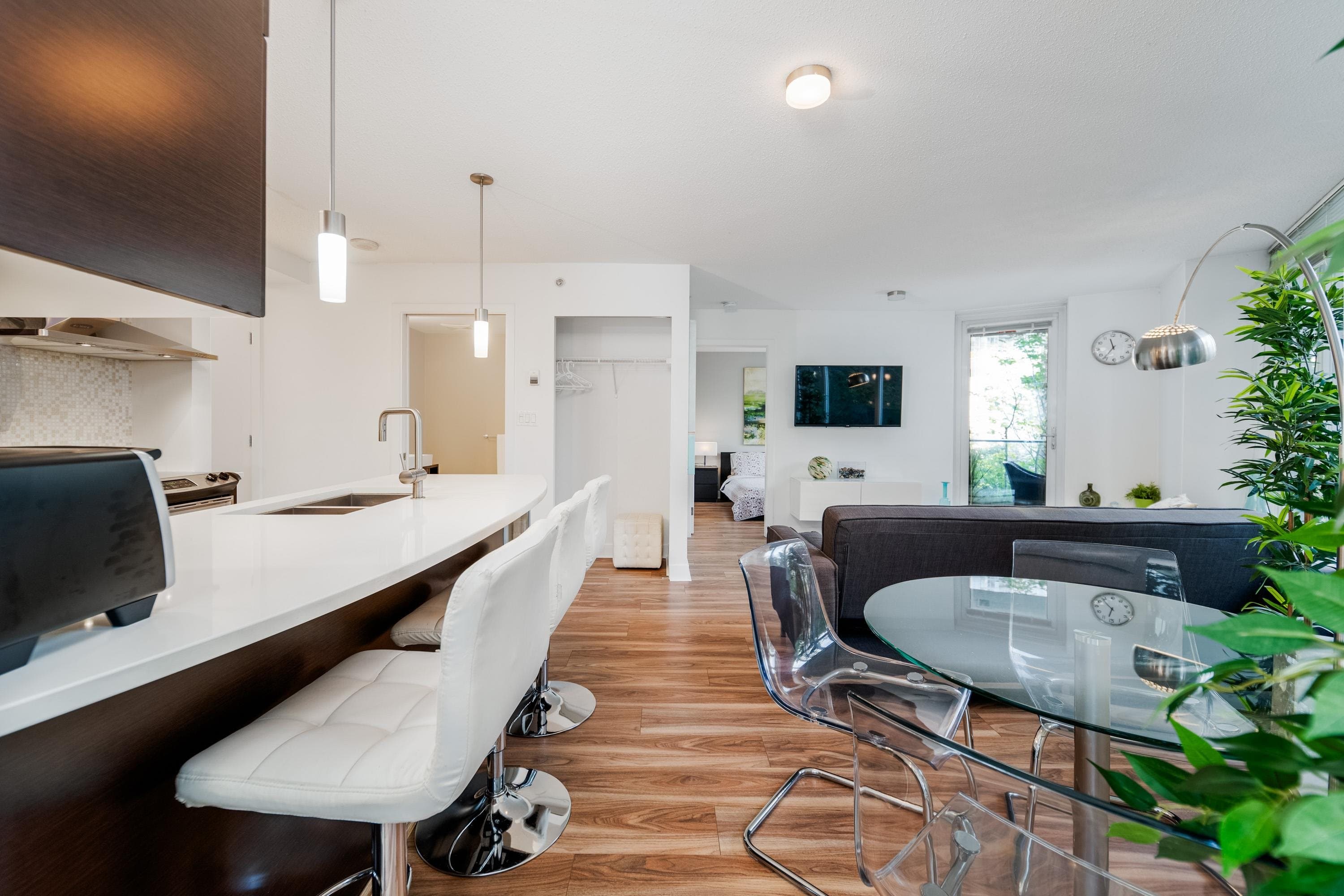 301 - 689 Abbott Street, Vancouver, V6B 0J2 — photo 2