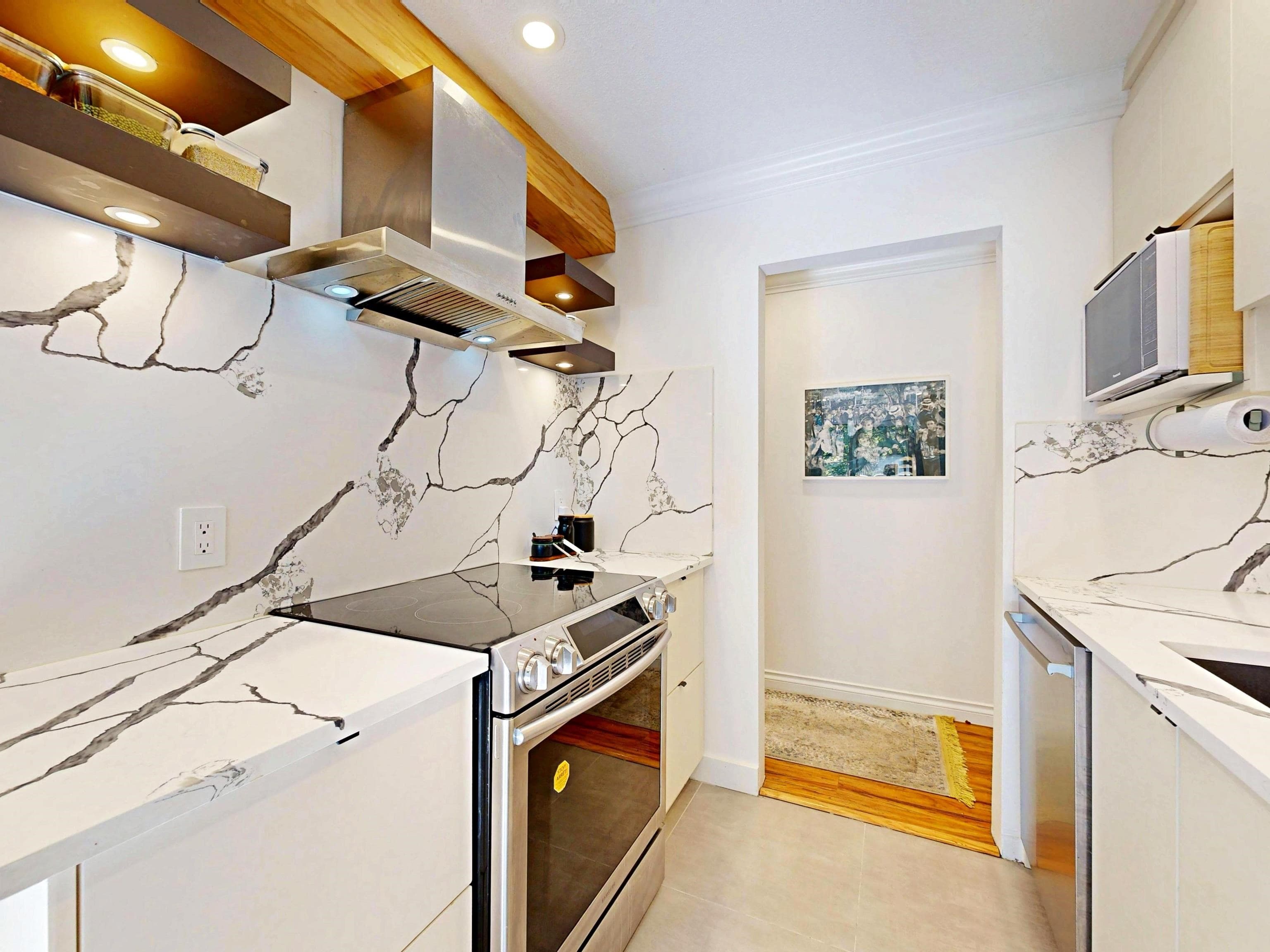 204 - 252 W 2nd Street, North Vancouver, V7M 1C8 — photo 5