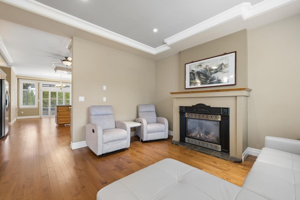 1318 160th Street, Surrey, V4A 4W8 — photo 4