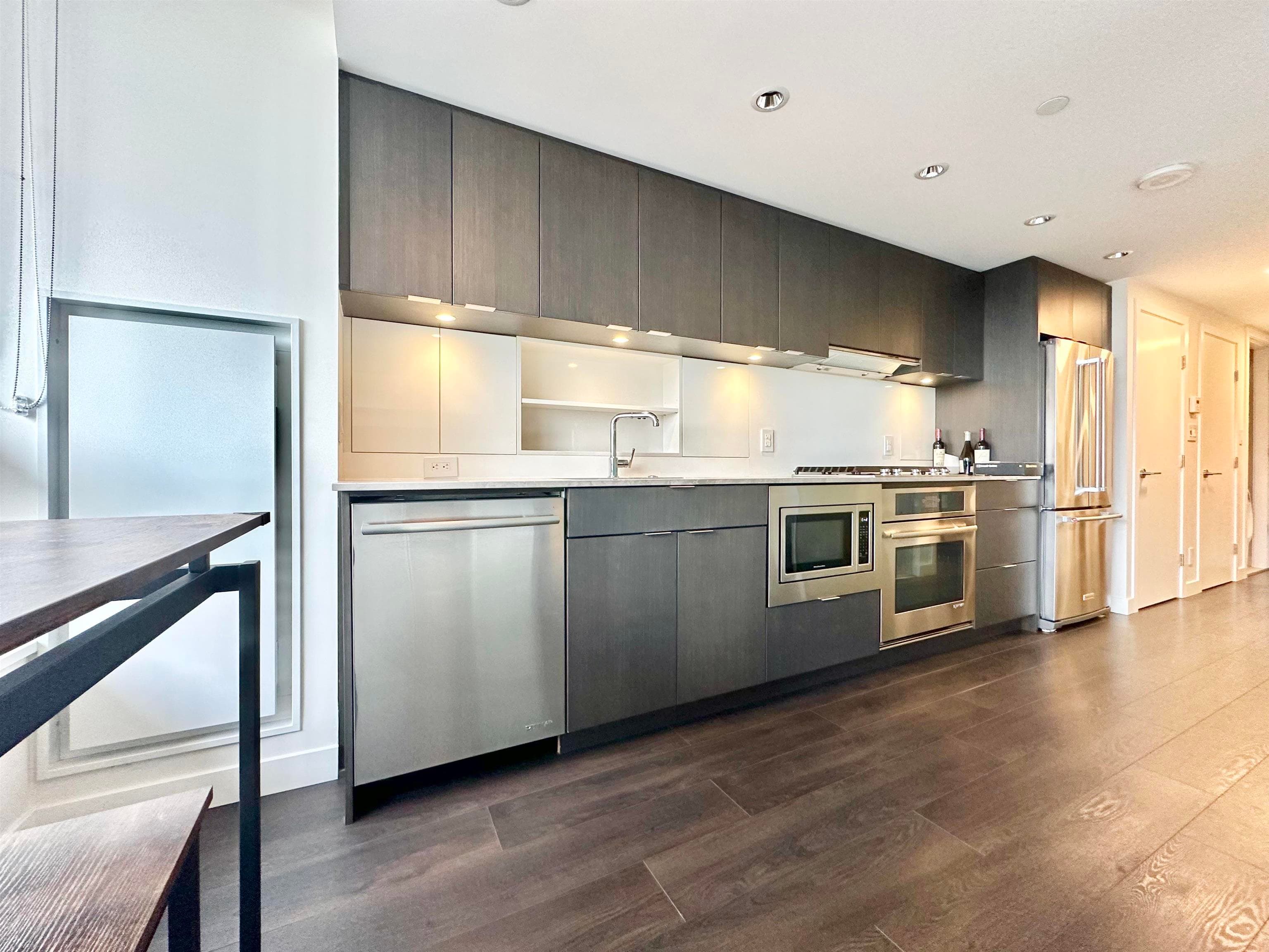1103 - 111 1st E Avenue, Vancouver, V6A 0E9 — photo 4