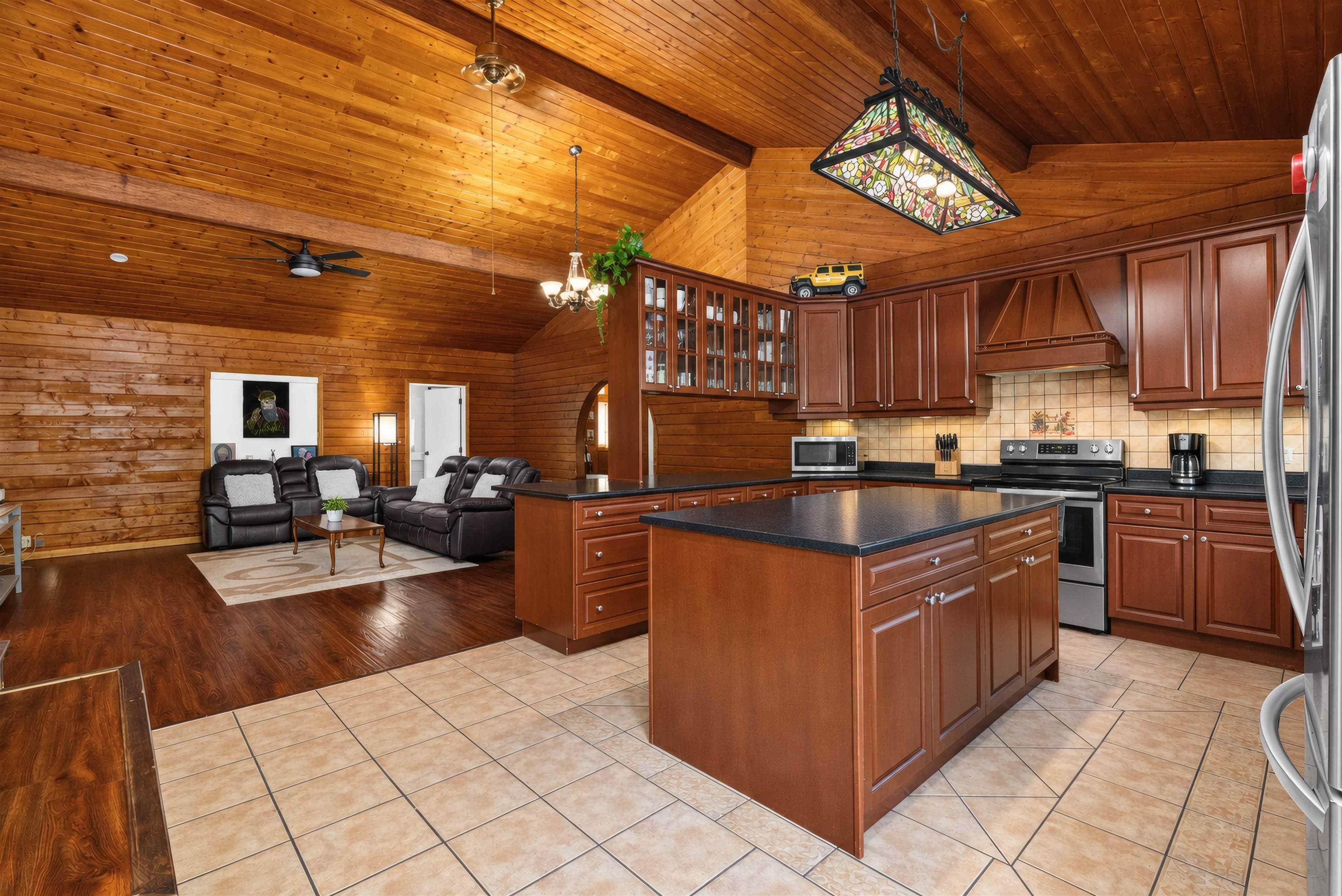 19500 River Road, Richmond, V6V 1M3 — photo 2