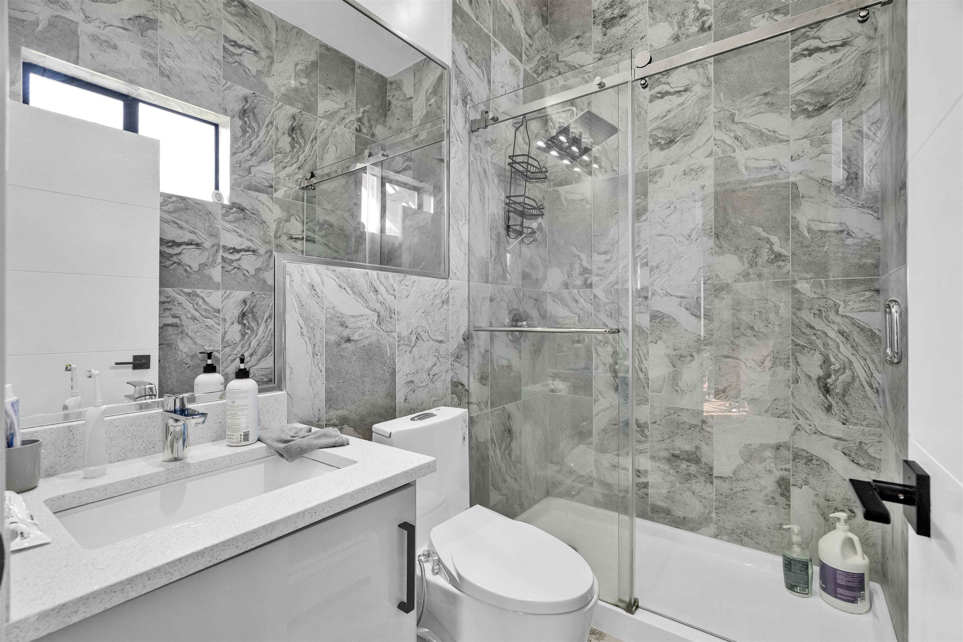 19500 River Road, Richmond, V6V 1M3 — photo 5