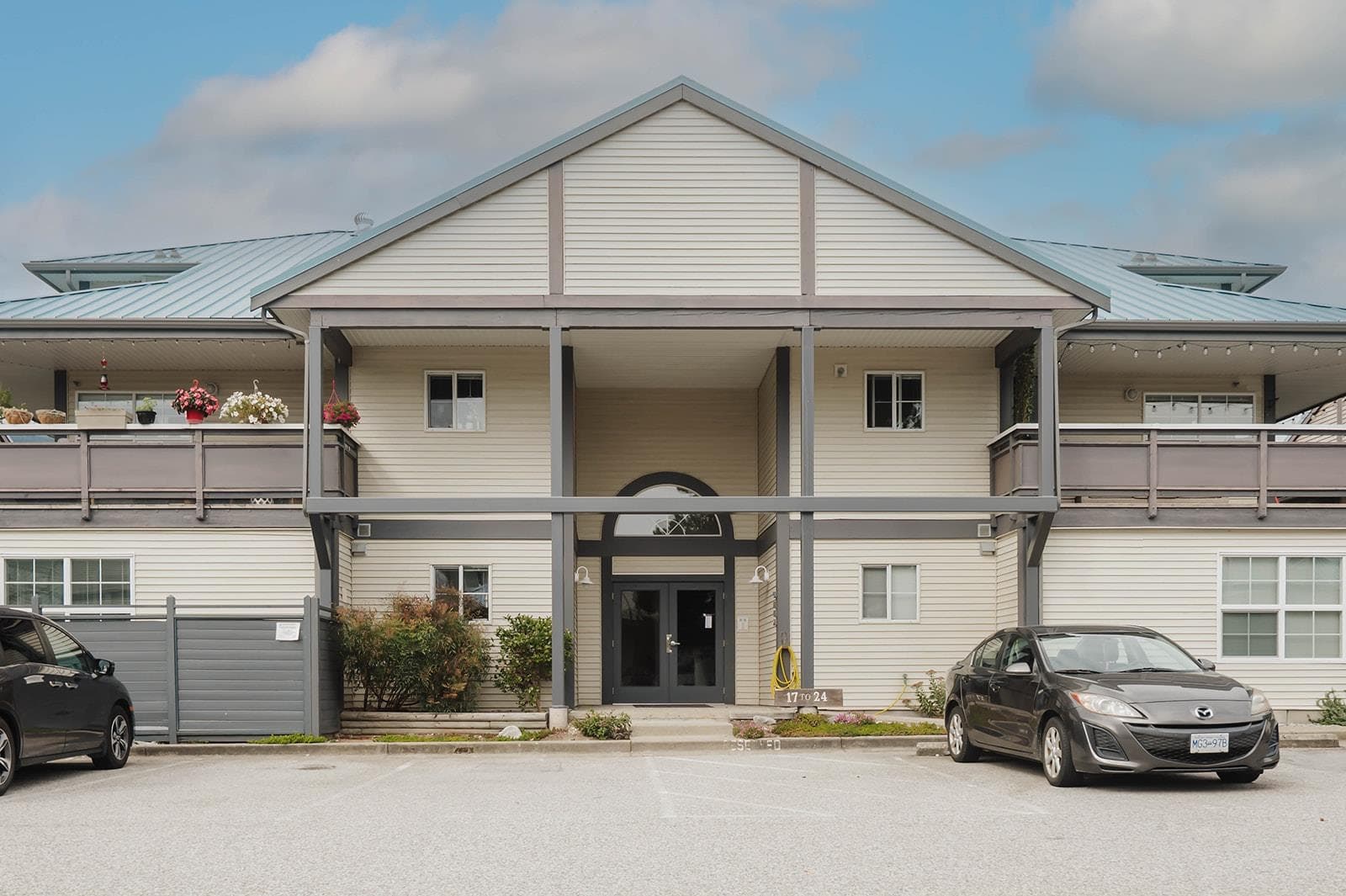 18 - 689 Park Road, Gibsons