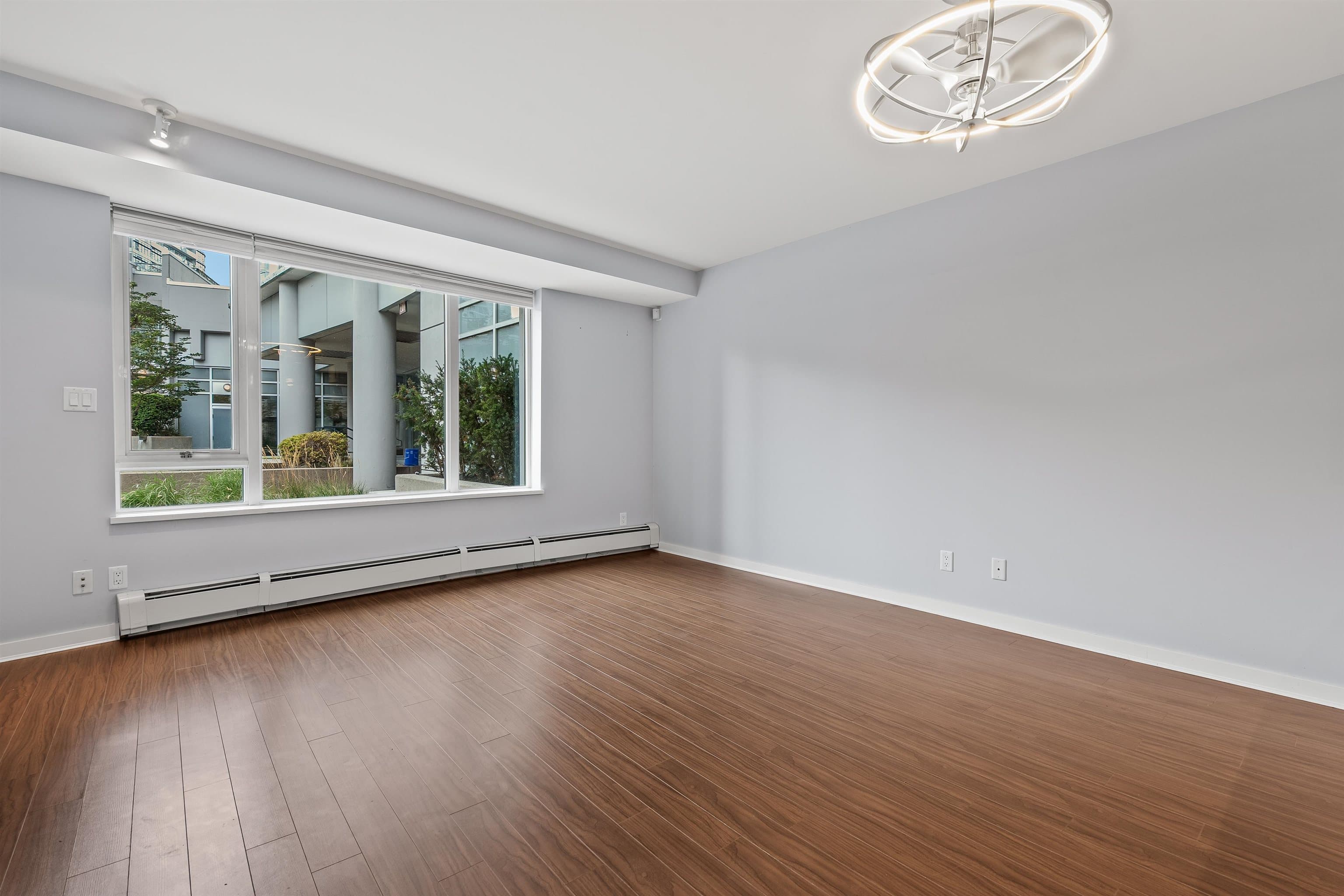 221 - 188 Keefer Place, Vancouver, V6B 0J1 — photo 4