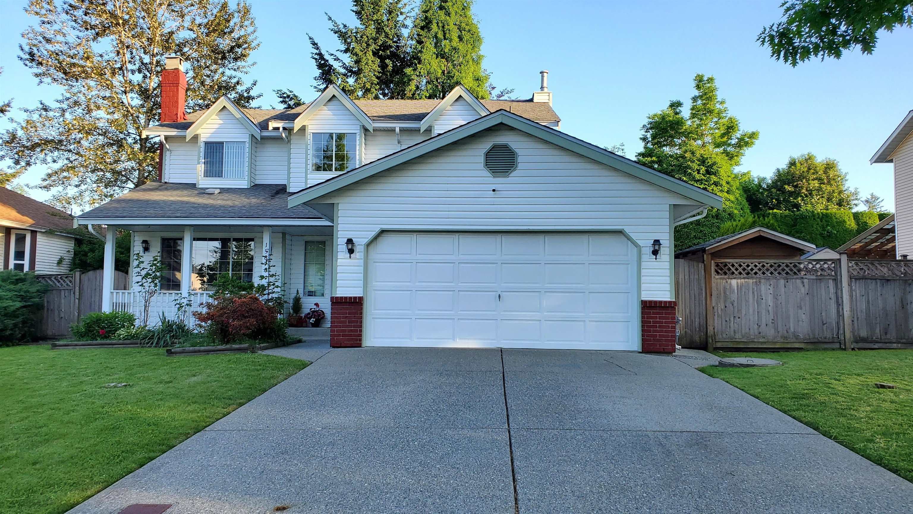 15870 95 Avenue, Surrey