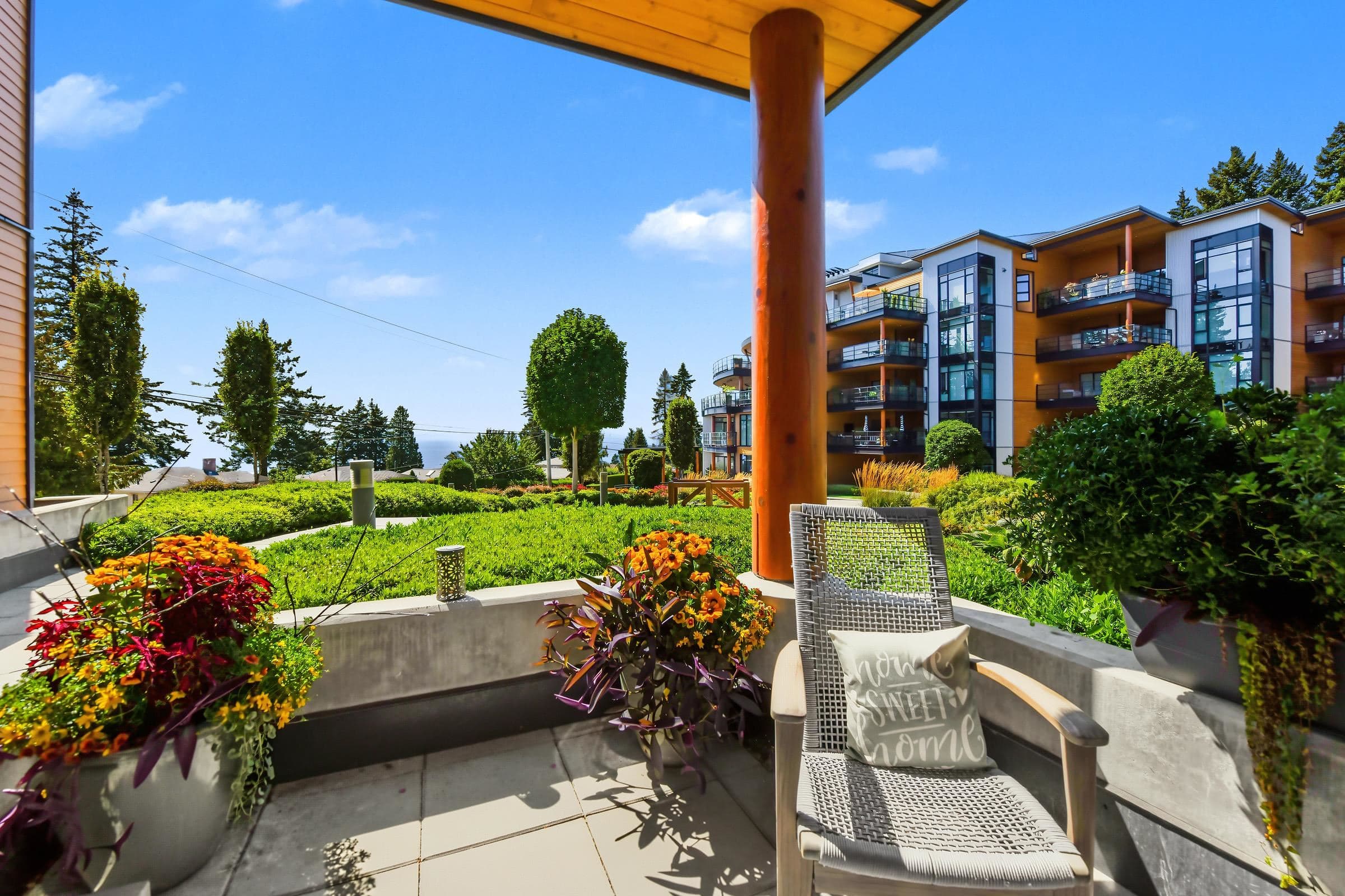 216 - 14855 Thrift Avenue, White Rock, V4B 2J6 — photo 5