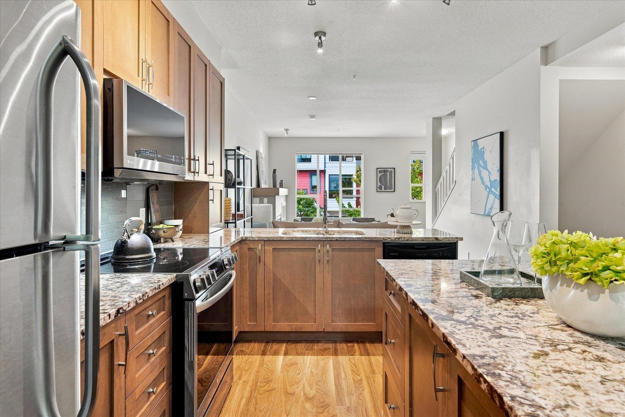 38352 Eaglewind Boulevard, Squamish, V8B 0R8 — photo 3