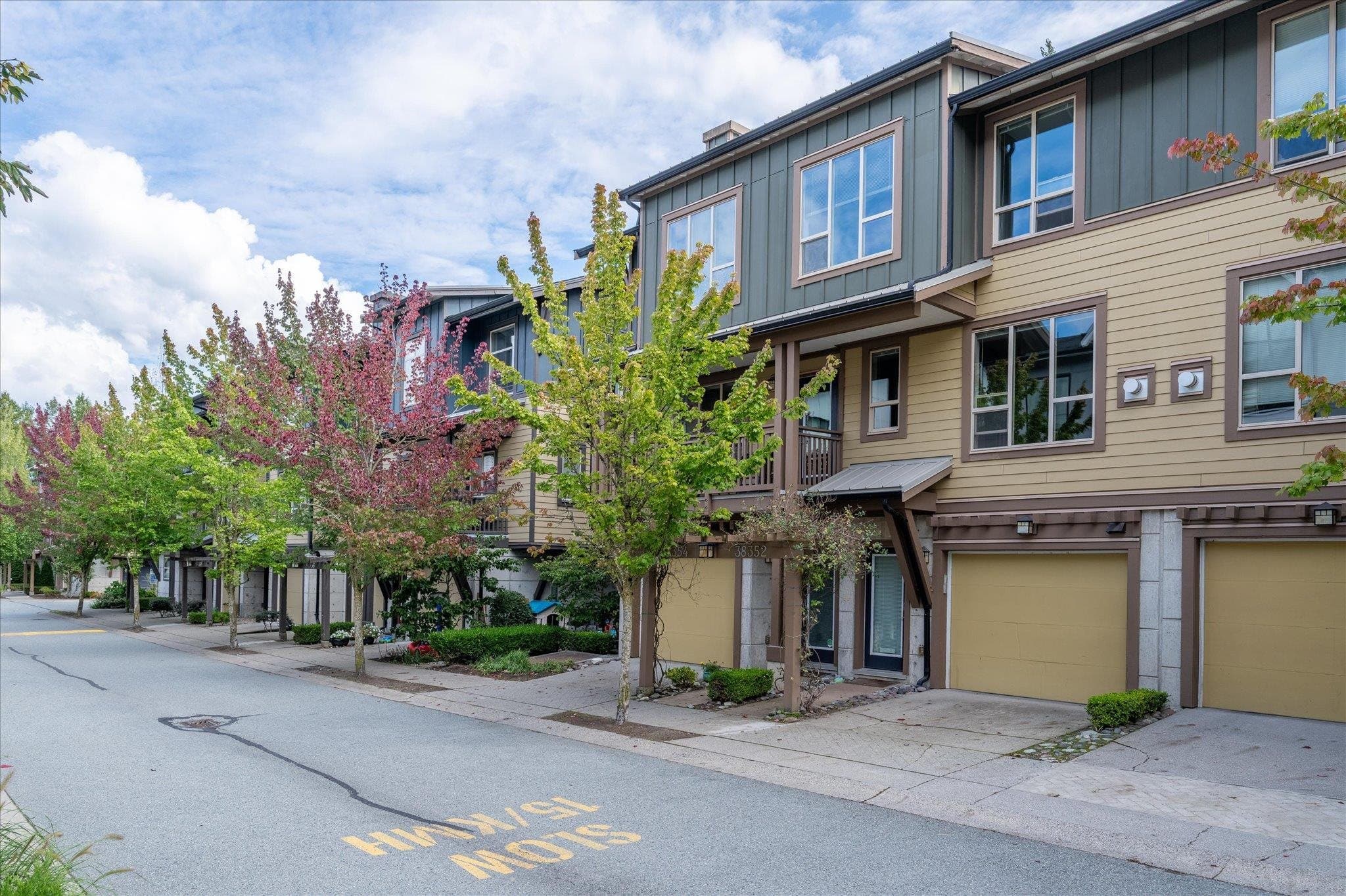 38352 Eaglewind Boulevard, Squamish, V8B 0R8 — photo 1