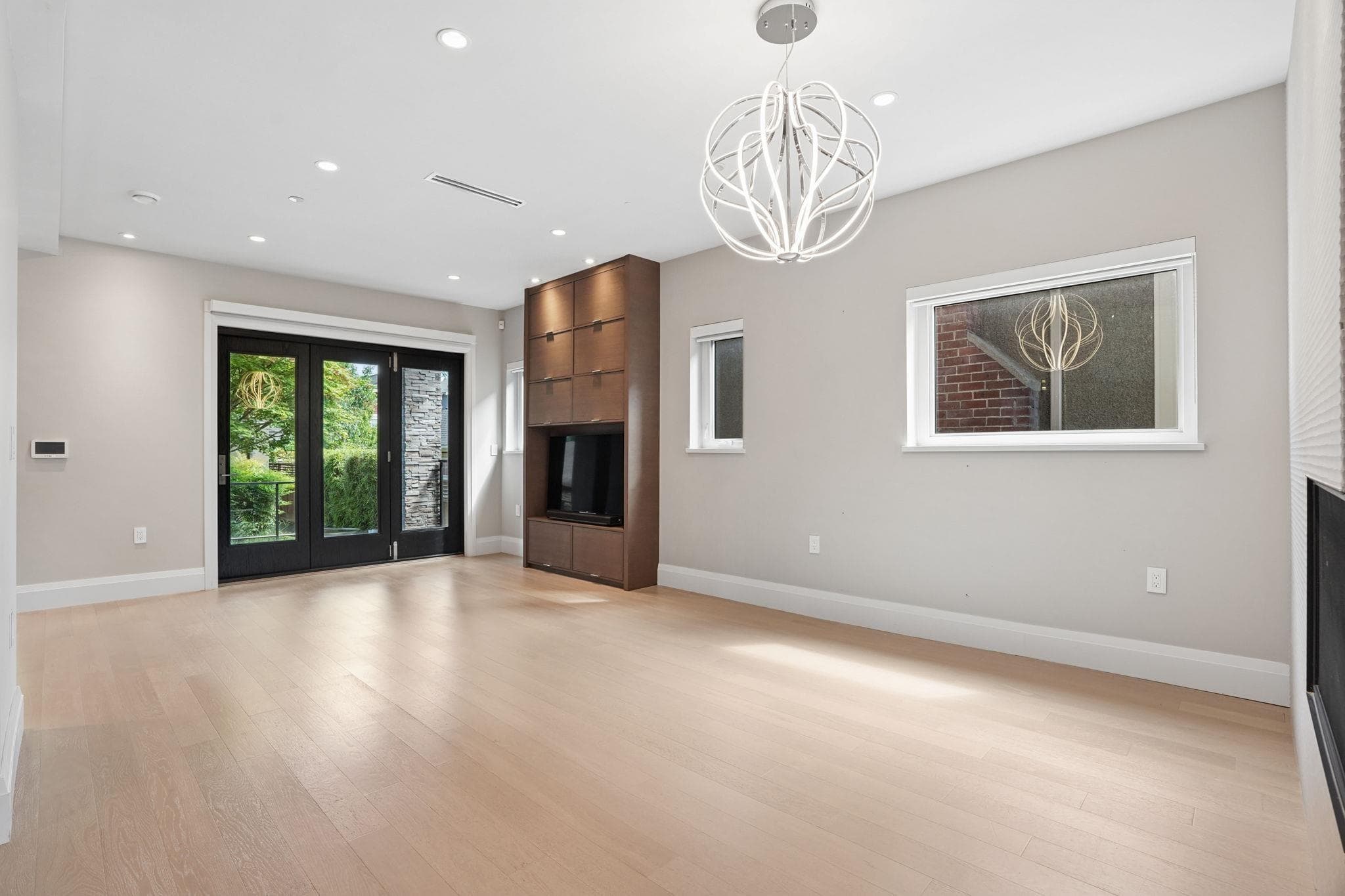 4481 W 15th Avenue, Vancouver, V6R 3B1 — photo 3