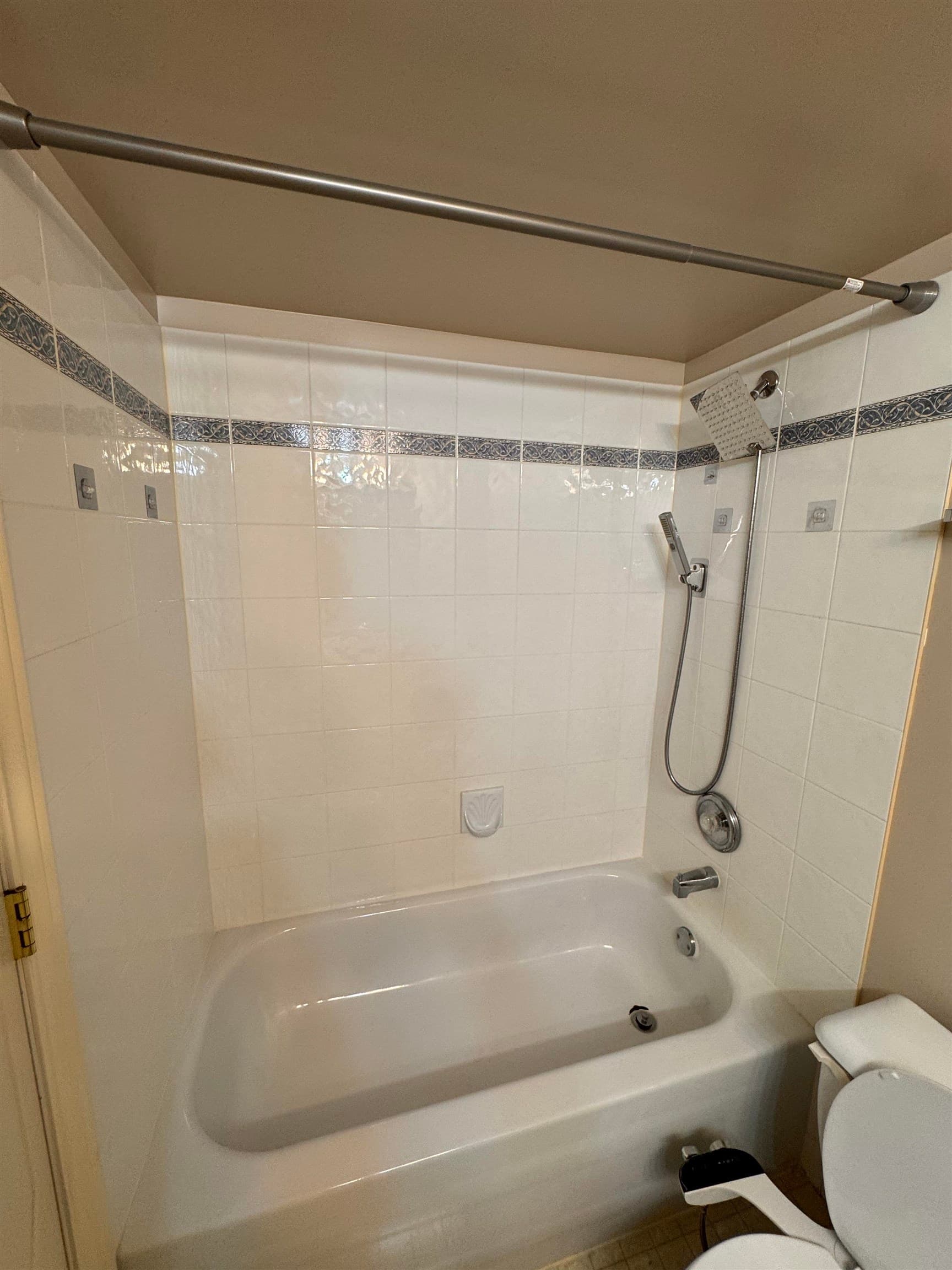 510 - 22230 North Avenue, Maple Ridge