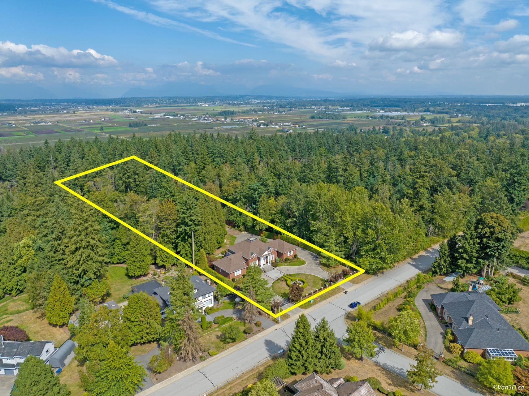 17007 28 Avenue, Surrey, V3Z 9W8 — photo 3