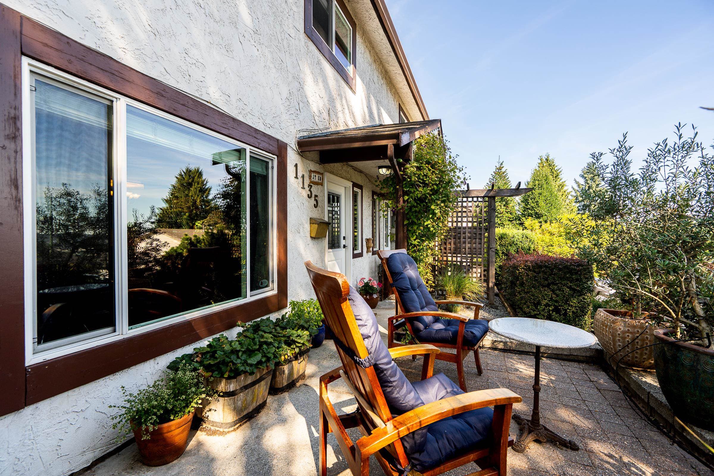 1135 Vanier Avenue, Coquitlam, V3K 2S9 — photo 2