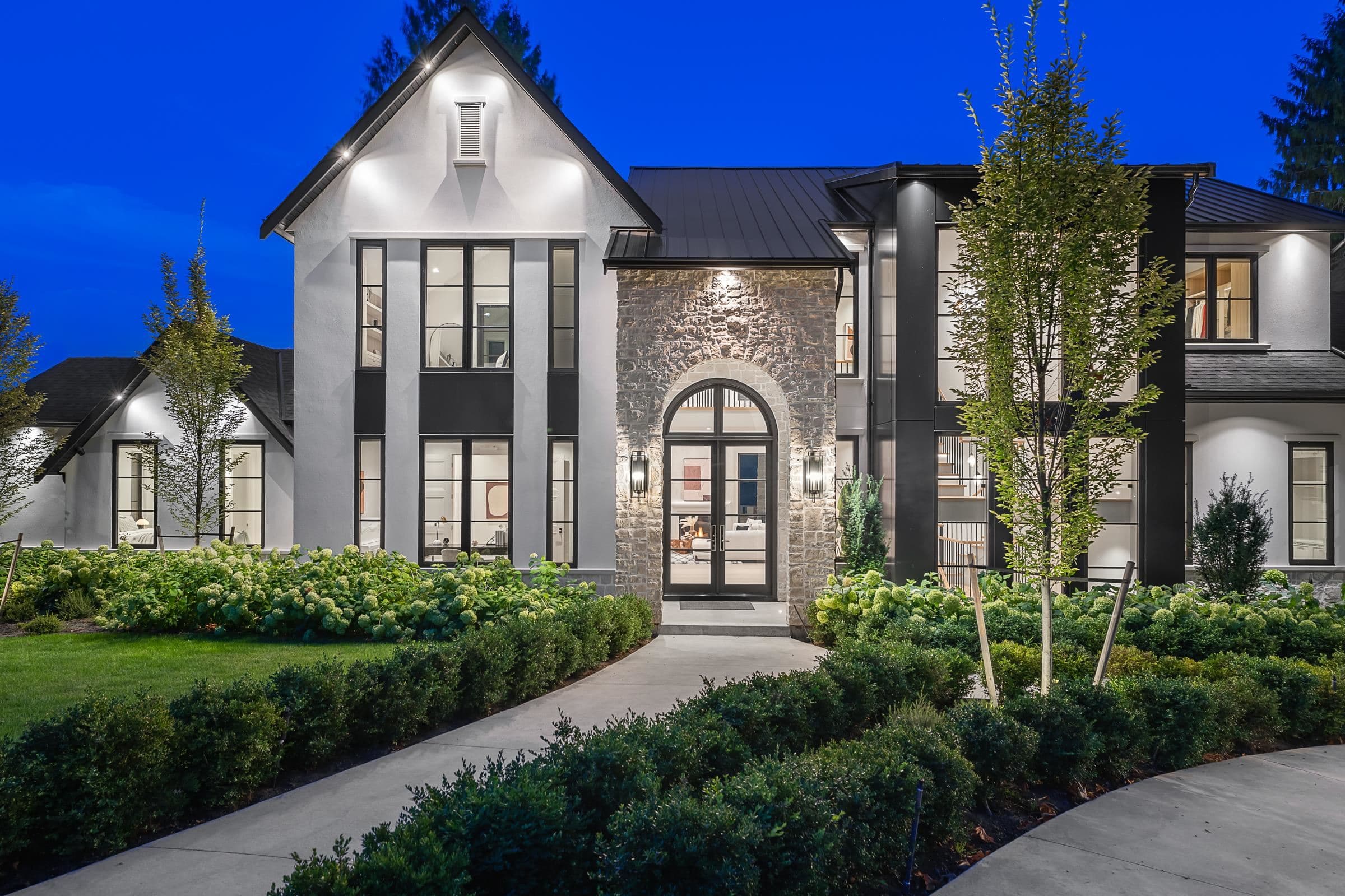 2976 Lazy A Street, Coquitlam, V3C 3N7 — photo 2