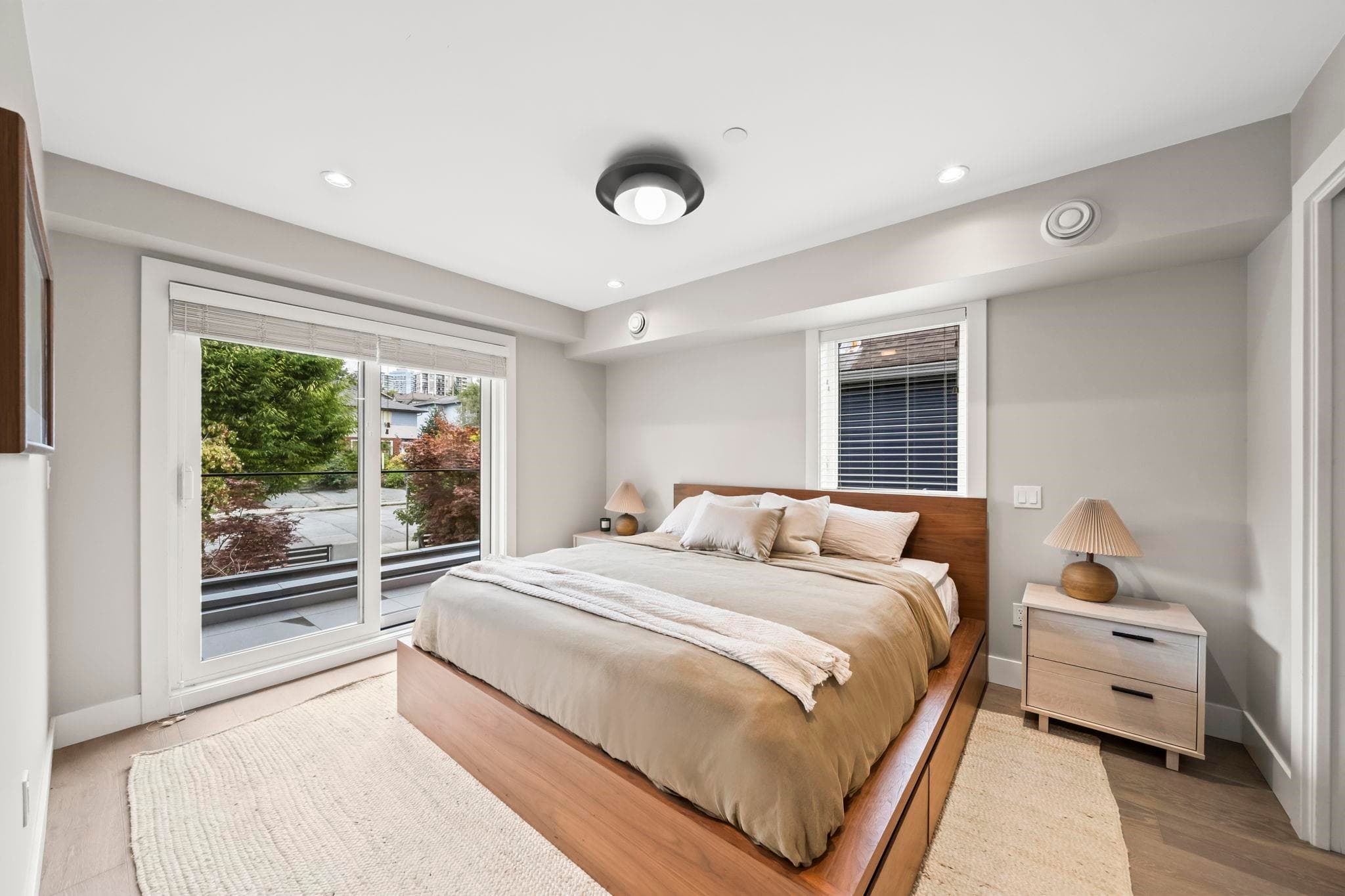 2 - 233 W 5th Street, North Vancouver, V7M 1J9 — photo 4