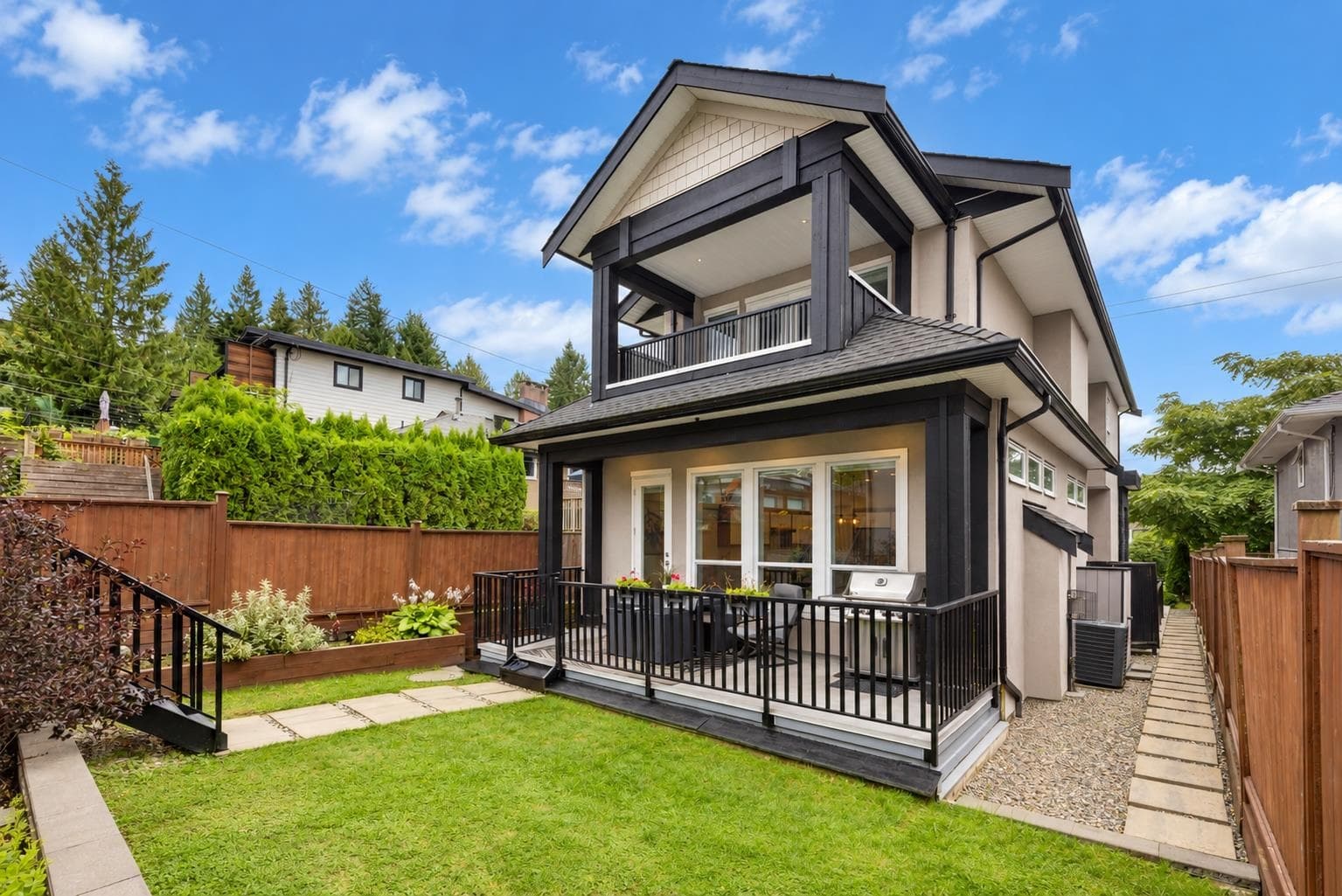 344 E 21 Street, North Vancouver, V7L 3B8 — photo 3
