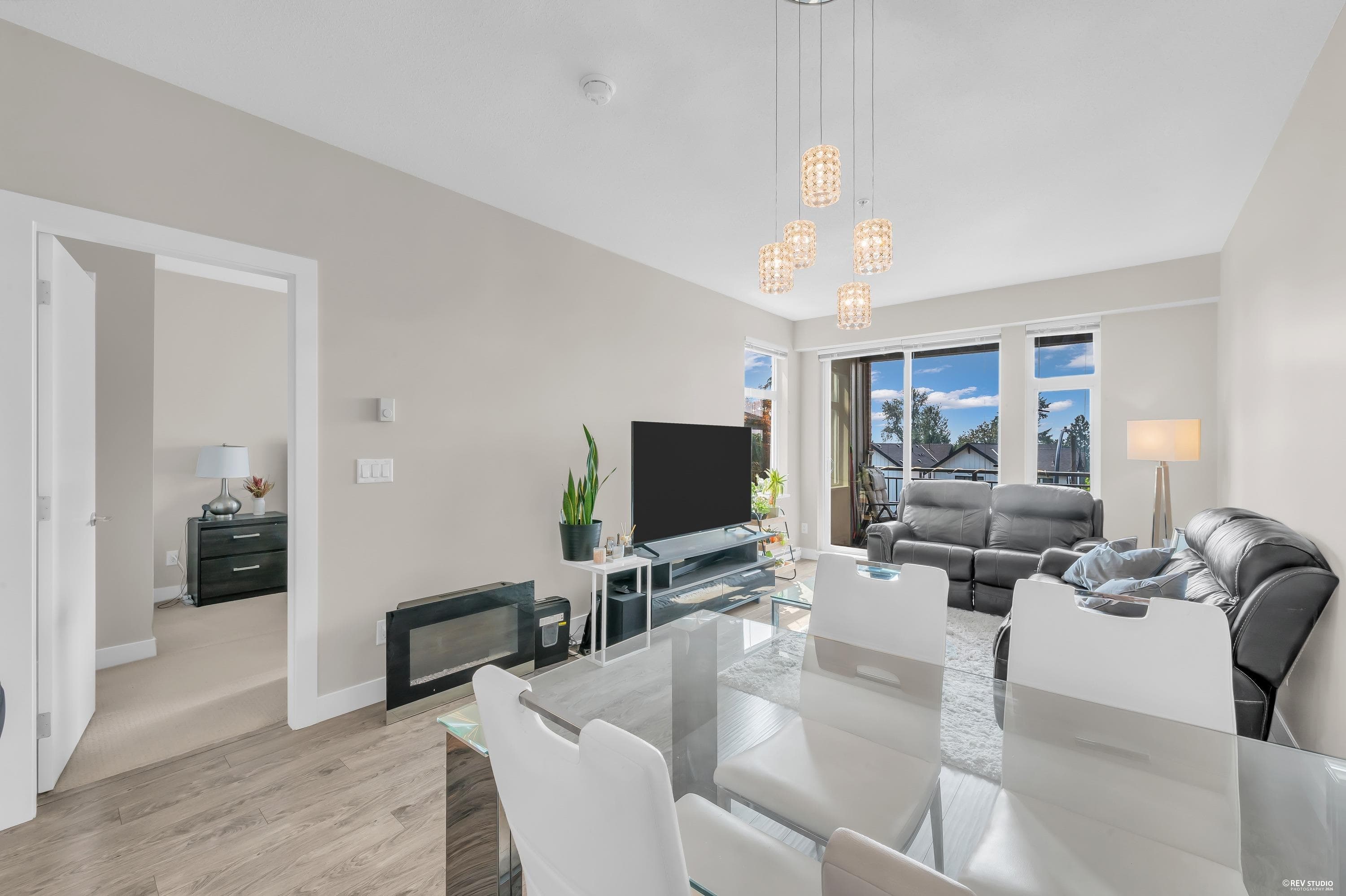 2201 - 963 Charland Avenue, Coquitlam, V3K 0E2 — photo 2