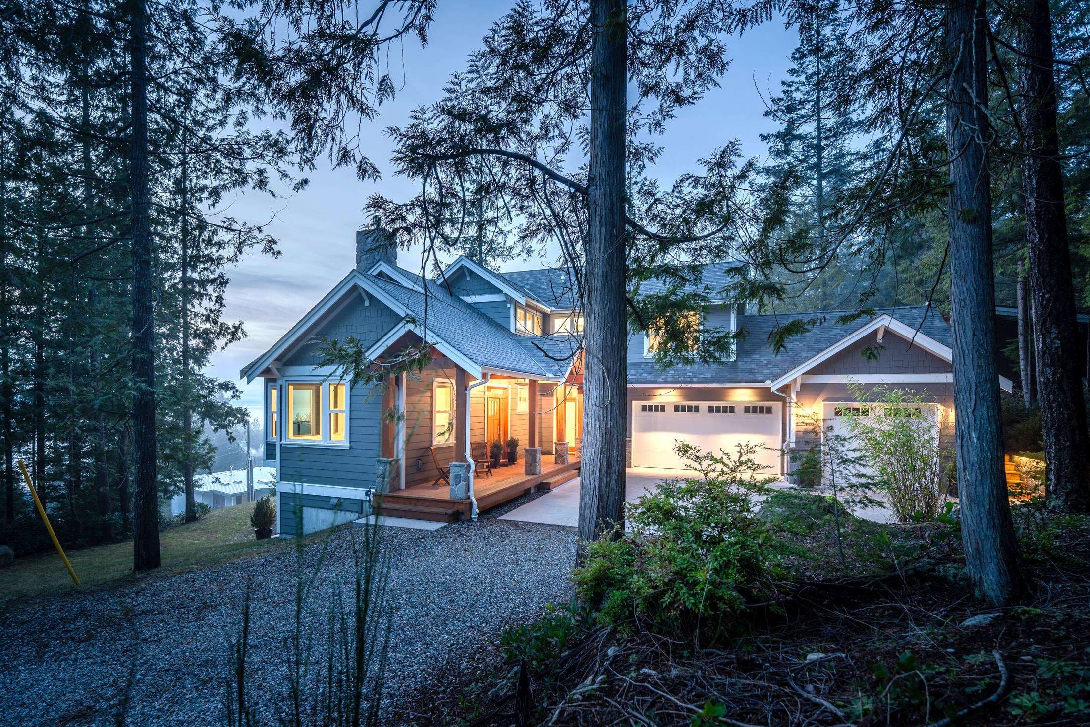 153 Swallow Road, Gibsons, V0N 1V3 — photo 1