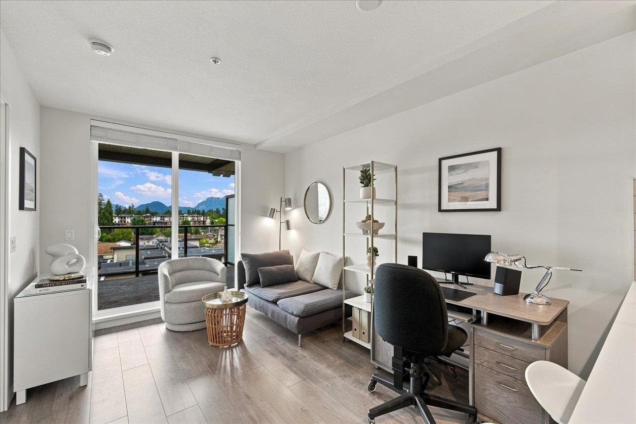 601 - 707 Como Lake Avenue, Coquitlam, V3J 0J5 — photo 4