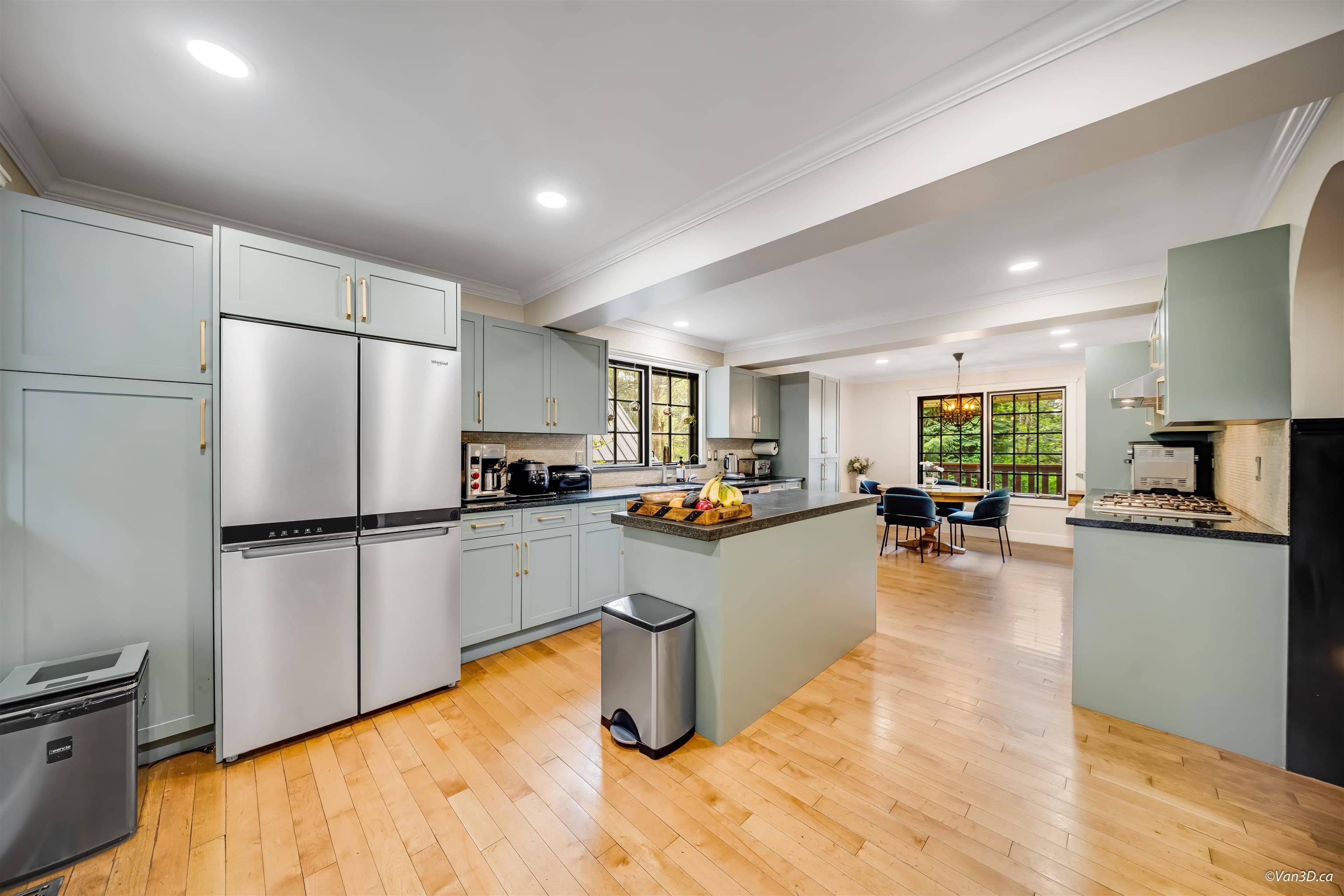 1570 East Road, Anmore, V3H 4X6 — photo 3