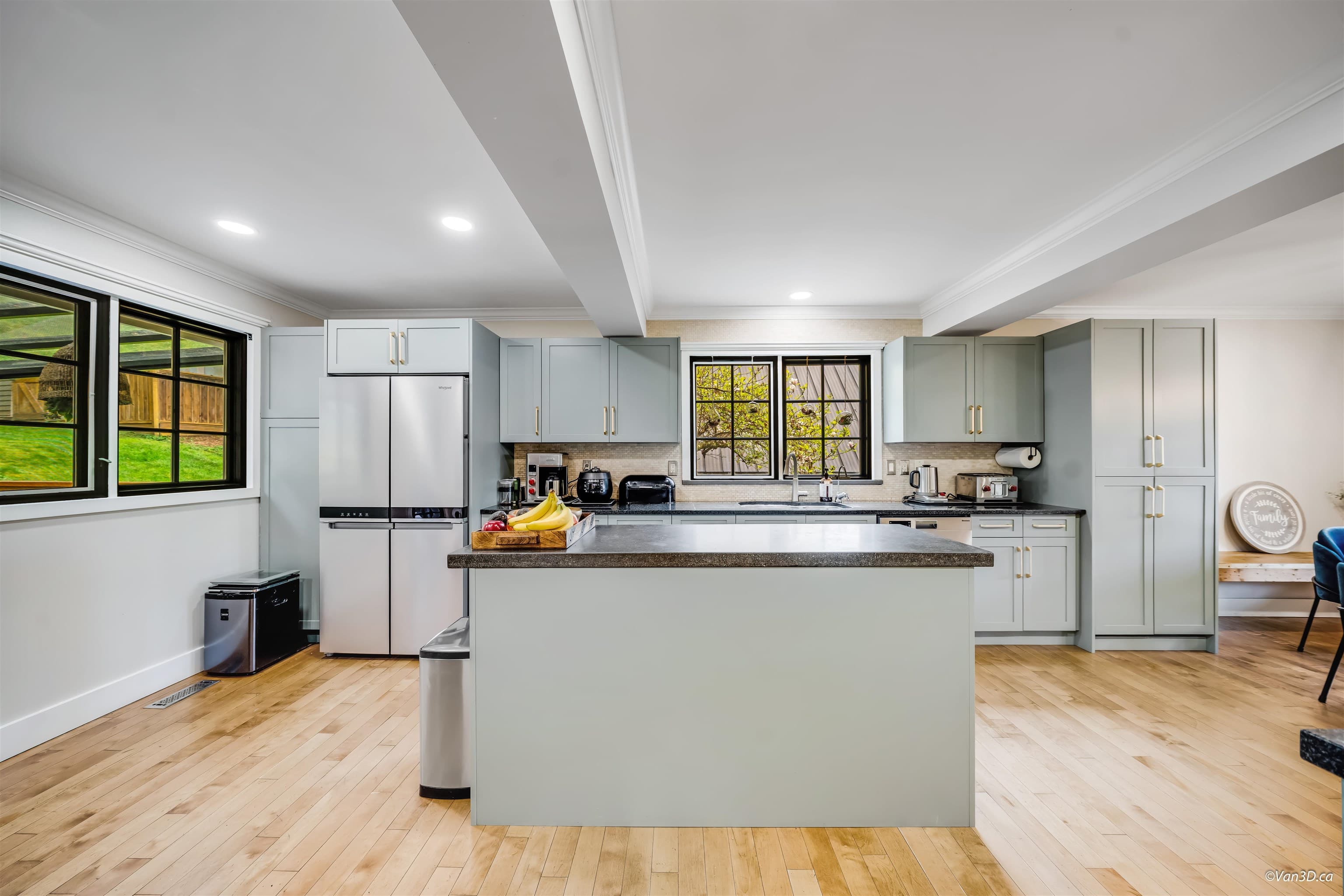 1570 East Road, Anmore, V3H 4X6 — photo 4