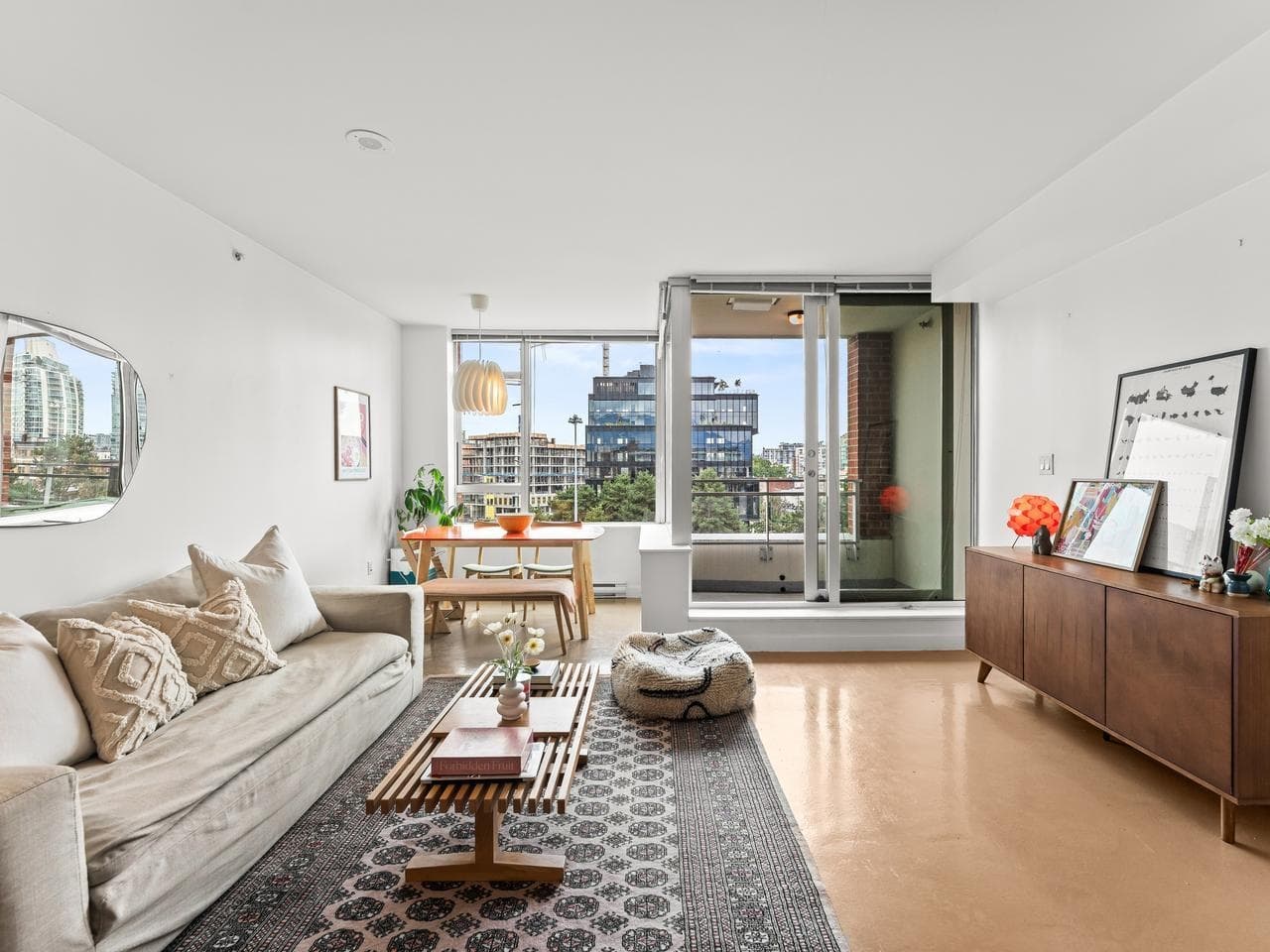 715 - 221 Union Street, Vancouver, V6A 0B4 — photo 1