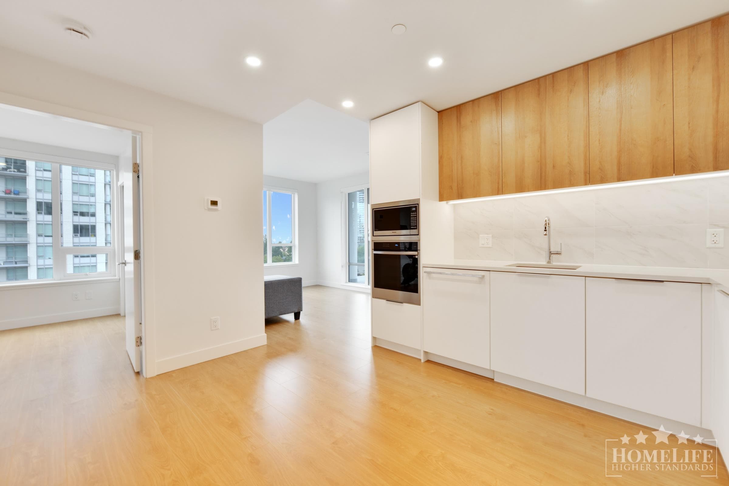 809 - 13387 Old Yale Road, Surrey, V3T 0V6 — photo 5
