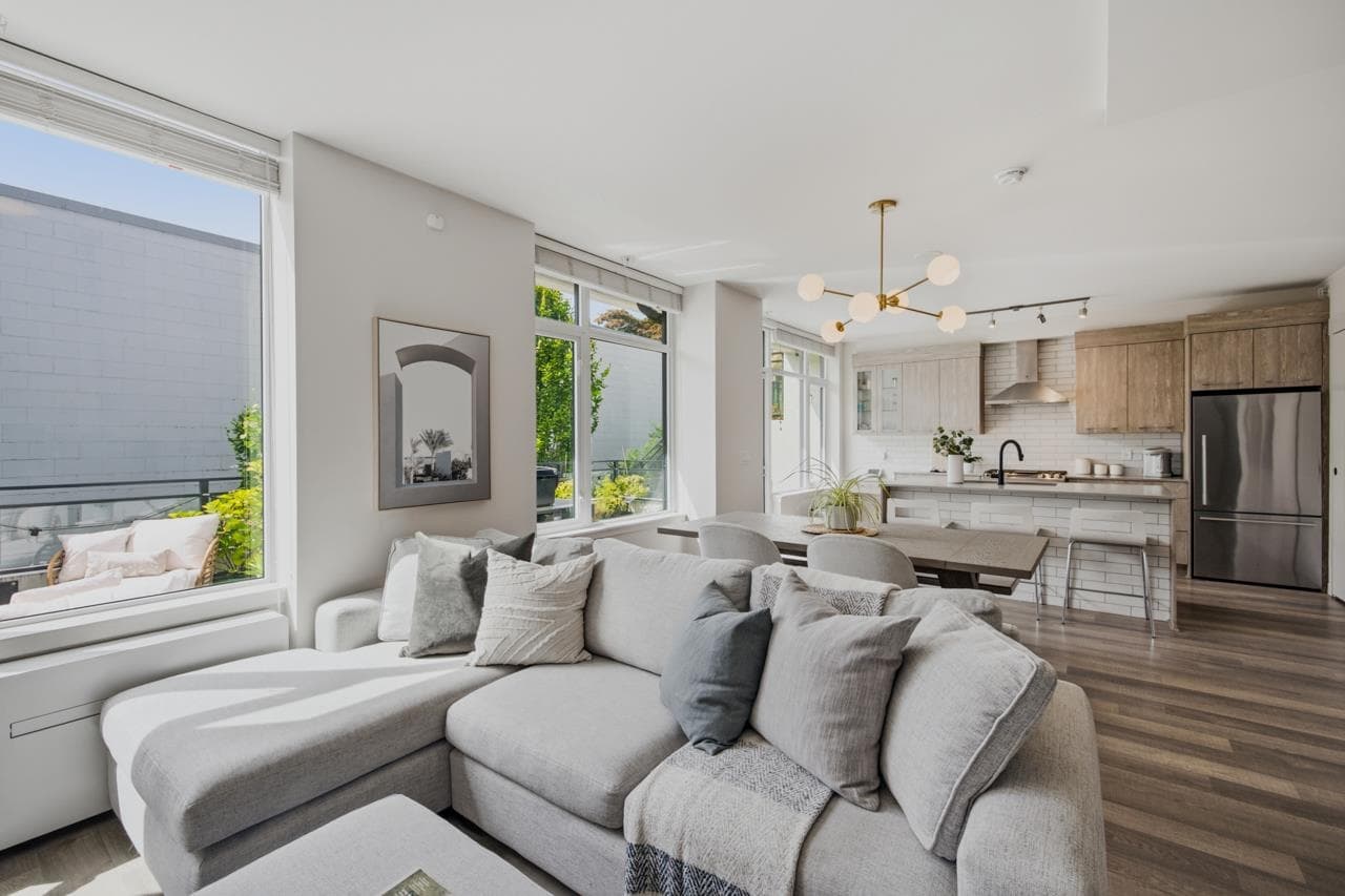 1018 Auckland Street, New Westminster