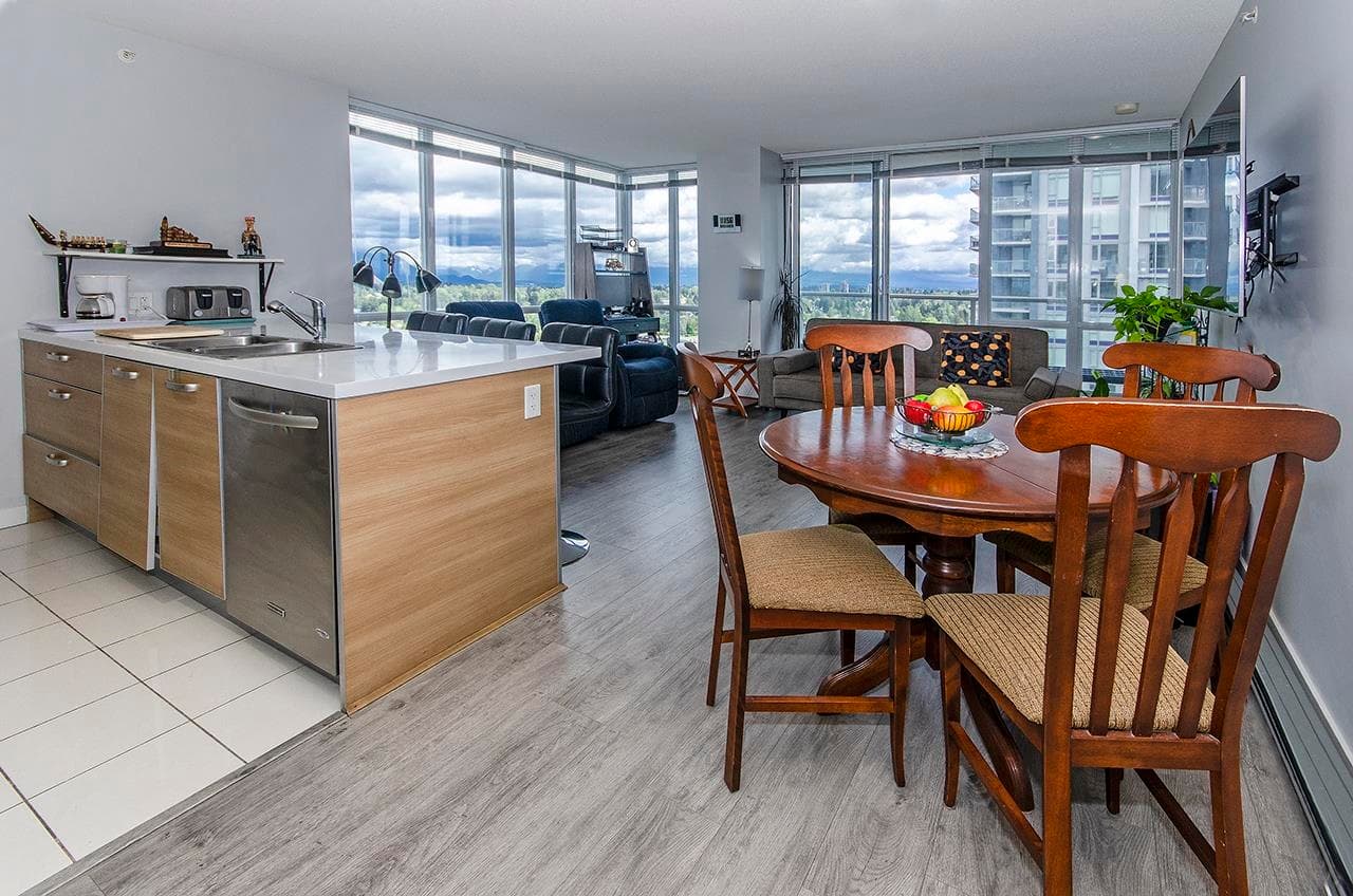 3407 - 13688 100 Avenue, Surrey, V3T 0G5 — photo 2