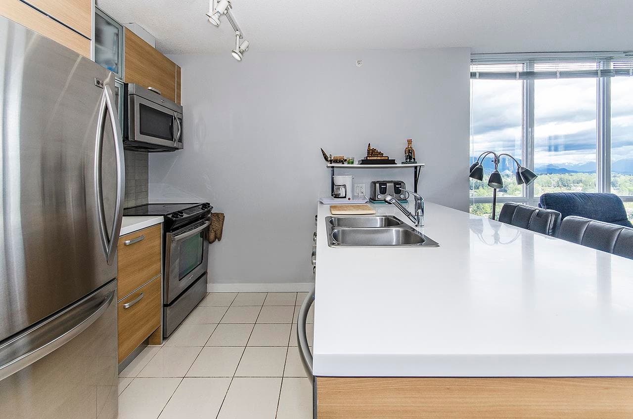3407 - 13688 100 Avenue, Surrey, V3T 0G5 — photo 4