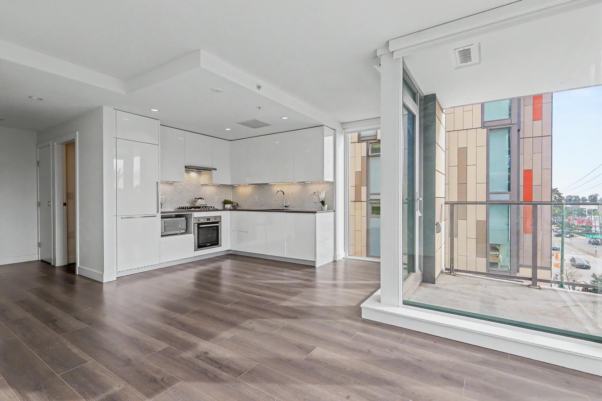 210 - 8138 Fraser Street, Vancouver, V5X 0J8 — photo 4