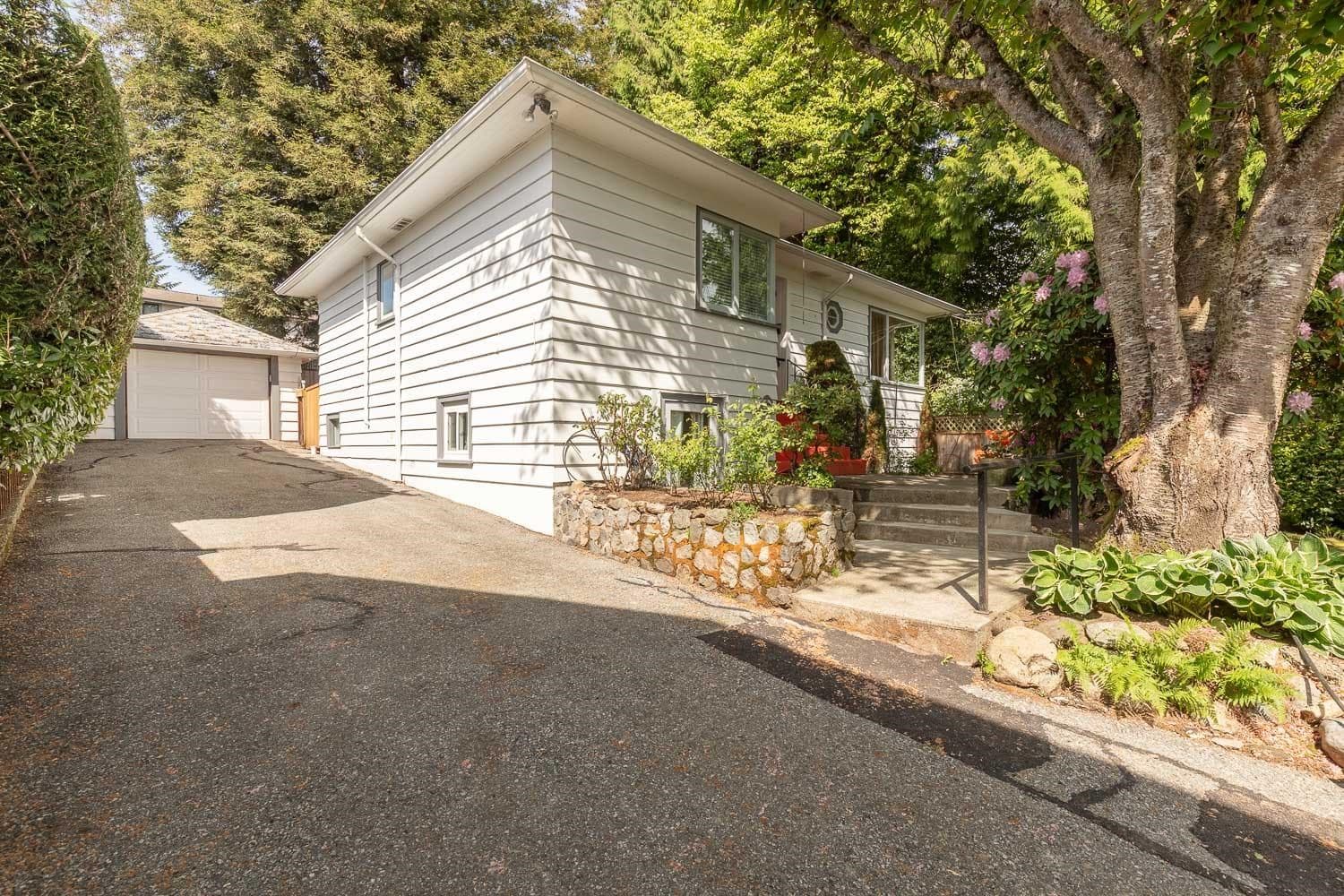 1441 Haywood Avenue, West Vancouver, V7T 1V5 — photo 3